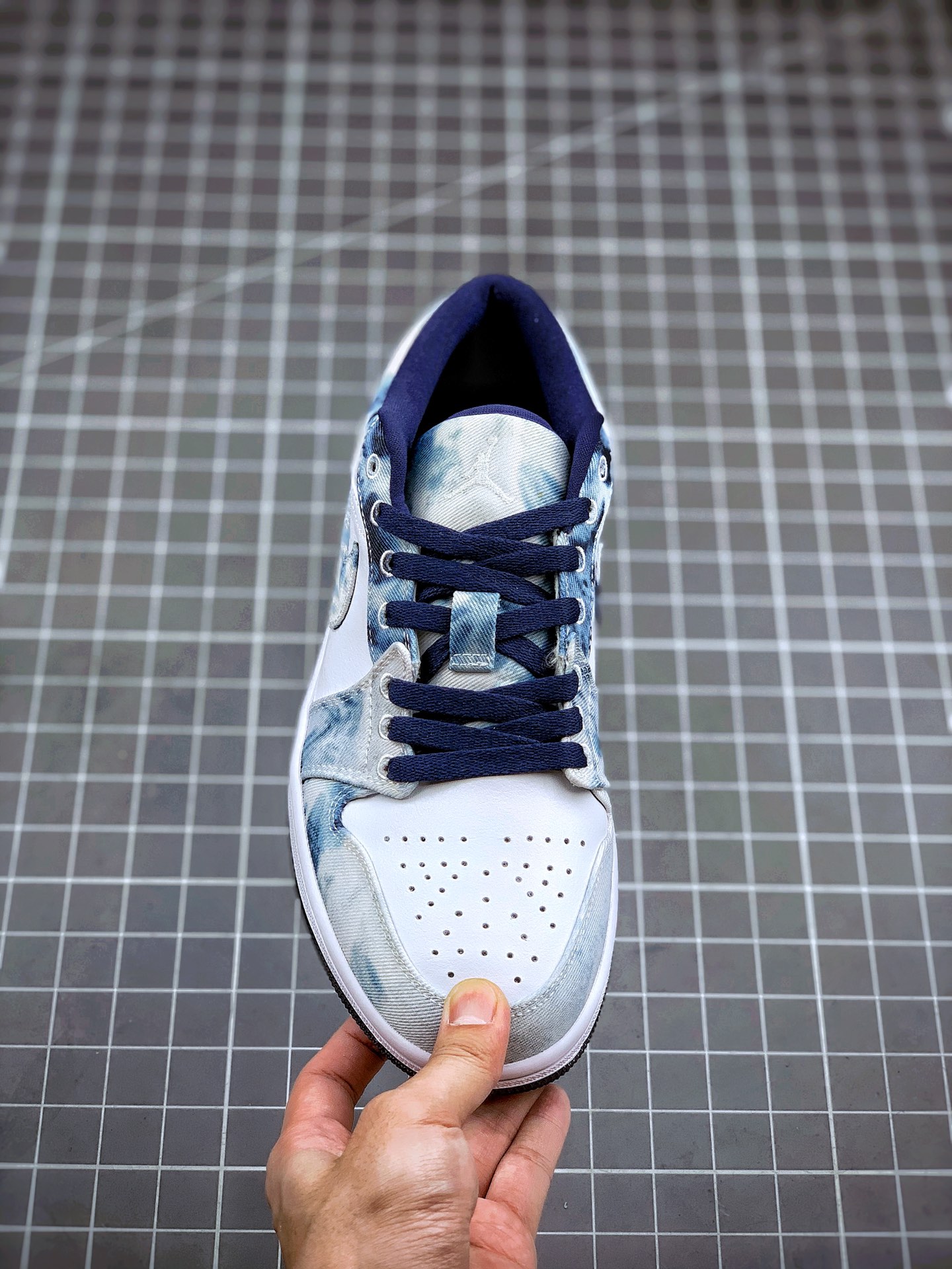200  Air Jordan 1 Low 丹宁扎染 AJ1乔1低帮休闲板鞋 货号：CZ8455-100