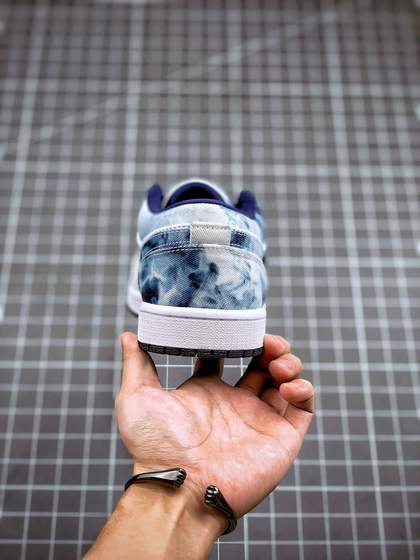 200  Air Jordan 1 Low 丹宁扎染 AJ1乔1低帮休闲板鞋 货号：CZ8455-100