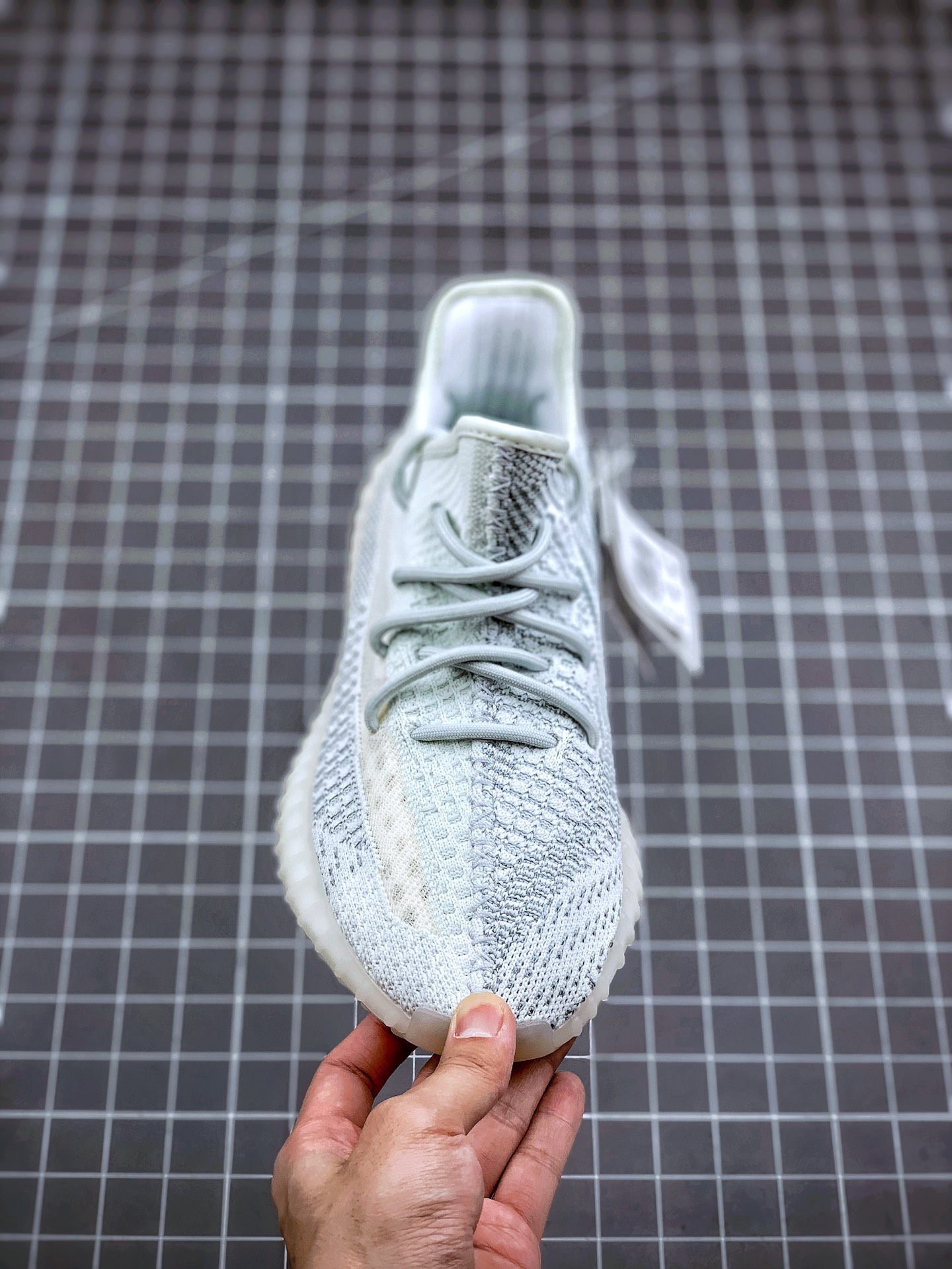 200  AD Yeezy 350 Boost V2冰蓝满天星