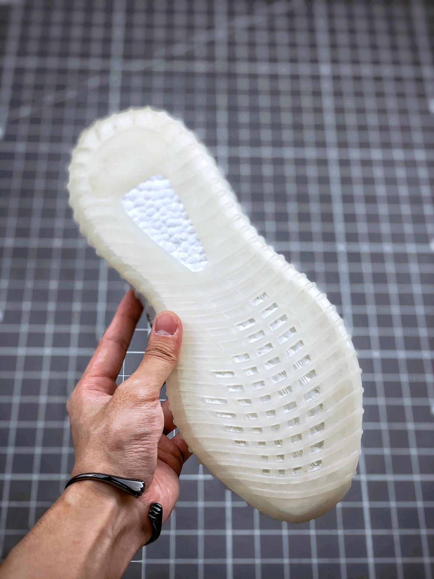 200  AD Yeezy 350 Boost V2冰蓝满天星