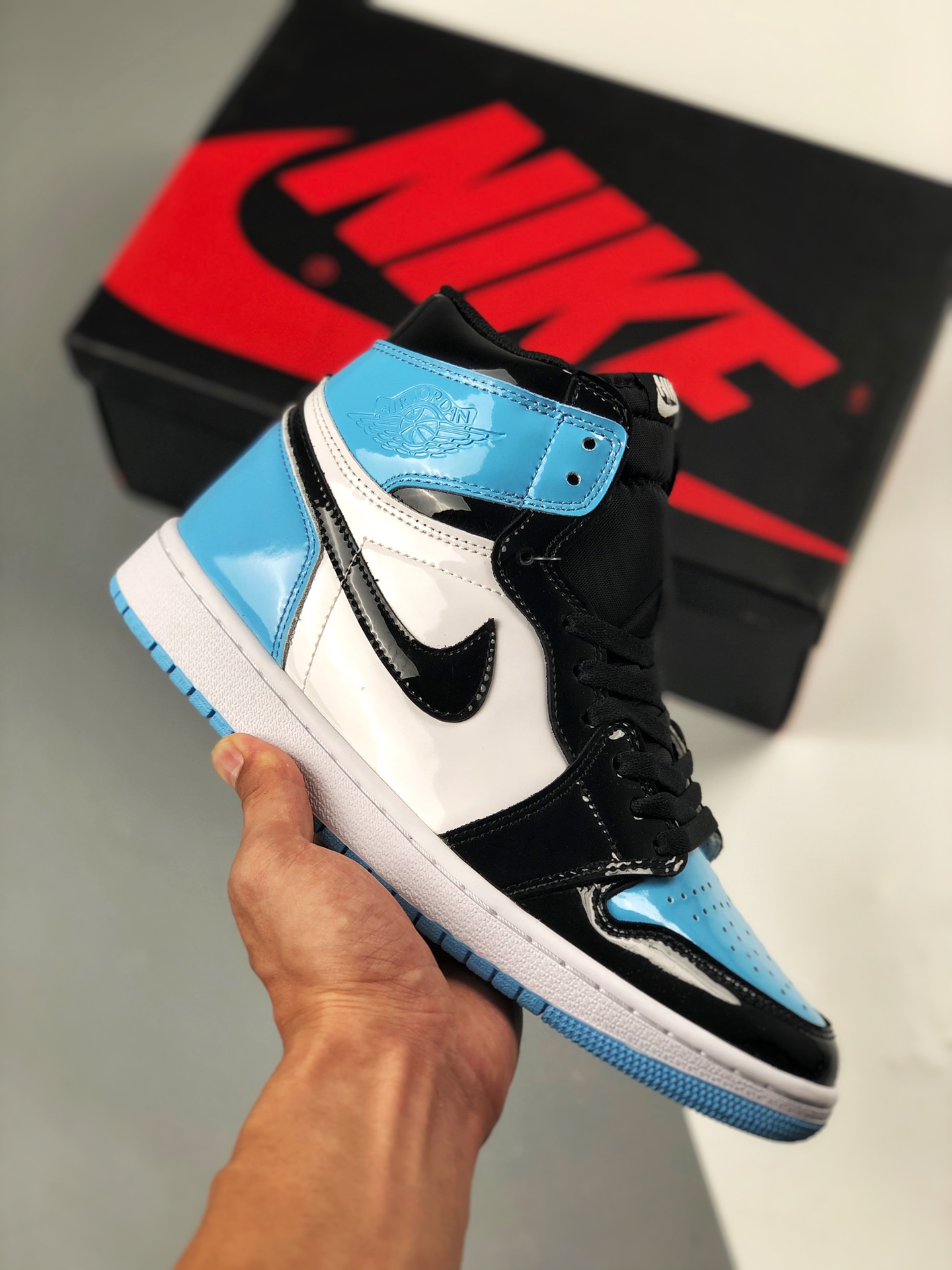 Apoyo contra reembolso-3 Air Jordan 1 Retro "Blue Chill" All-Star / charol azul Carolina del Norte, desarrollo con horm…