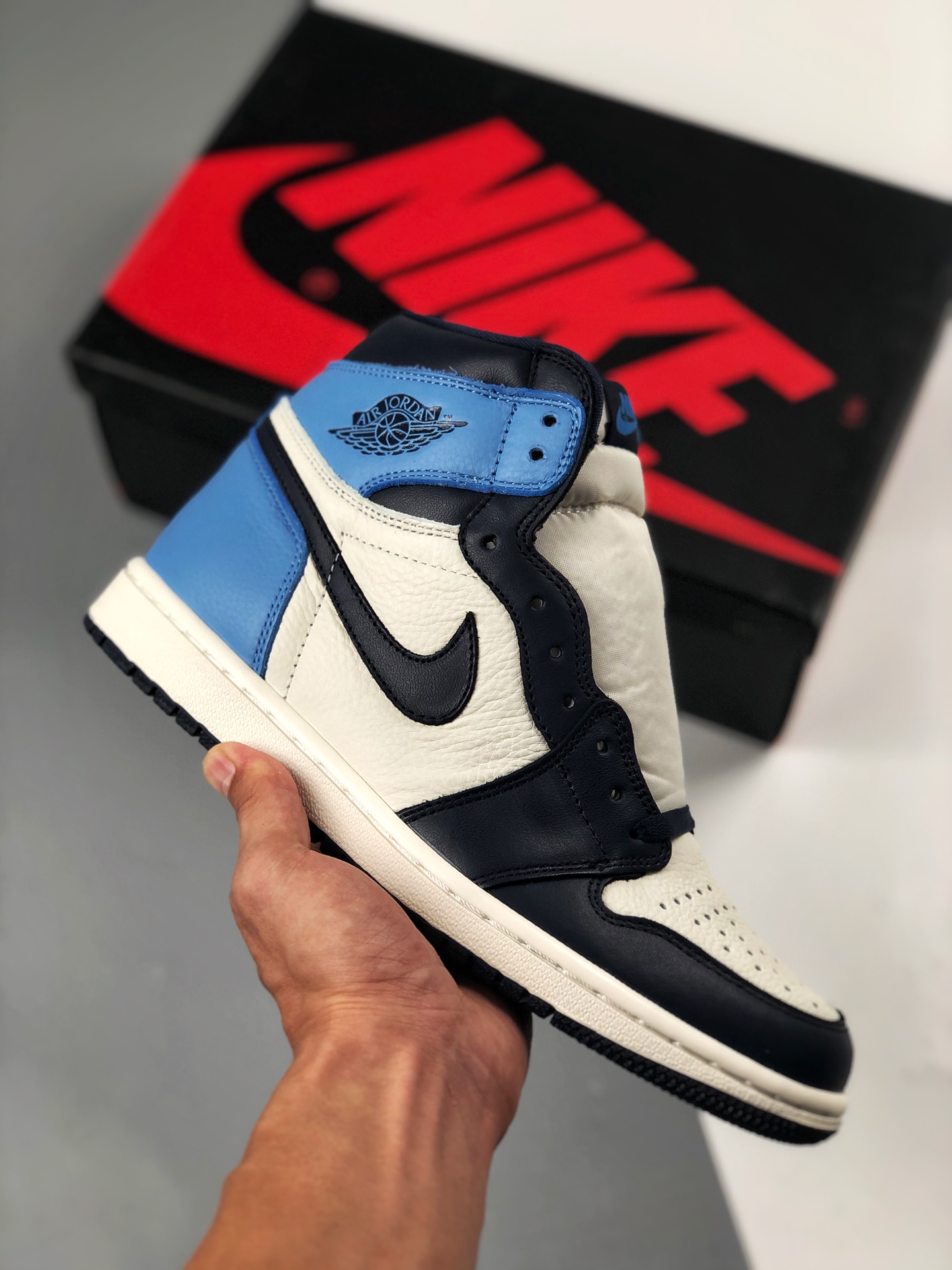 Apoyo contra reembolso-3 Air Jordan 1 Retro "Obsidian" Azul Carolina del Norte / Obsidiana, desarrollo con horma y arch…