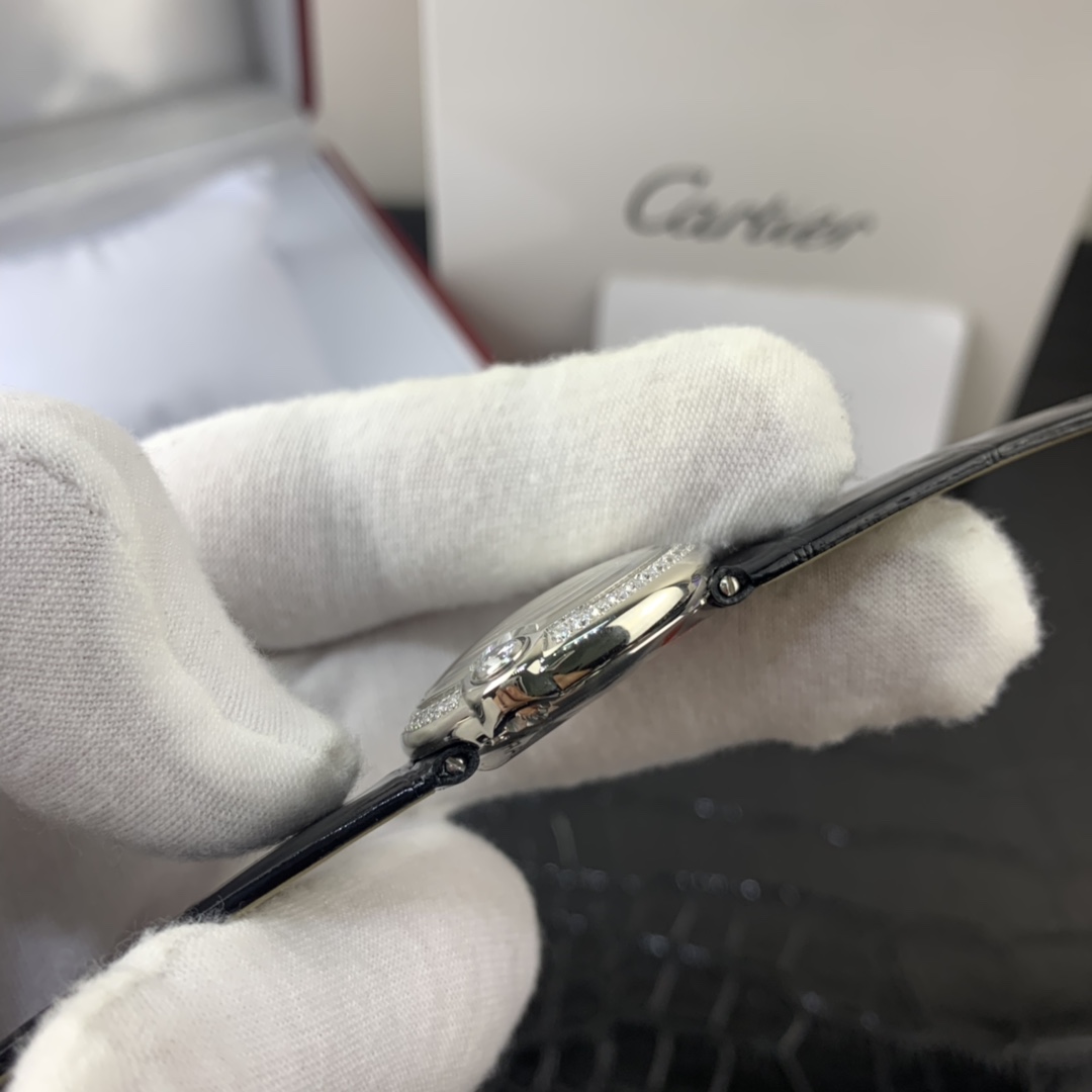 Cartier 皇家 卡地亚告白气球系列镶钻女表