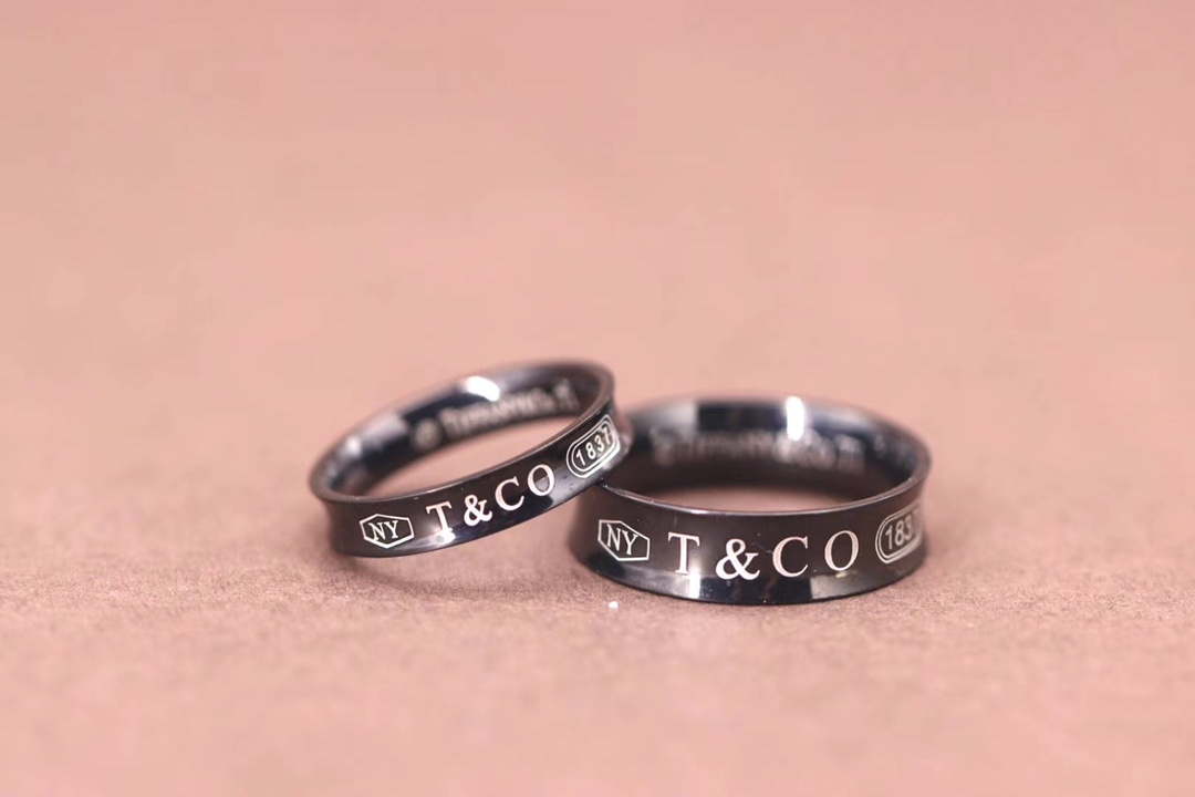 Tiffany & Co. Tiffany&Co. 1837钛金情侣戒指