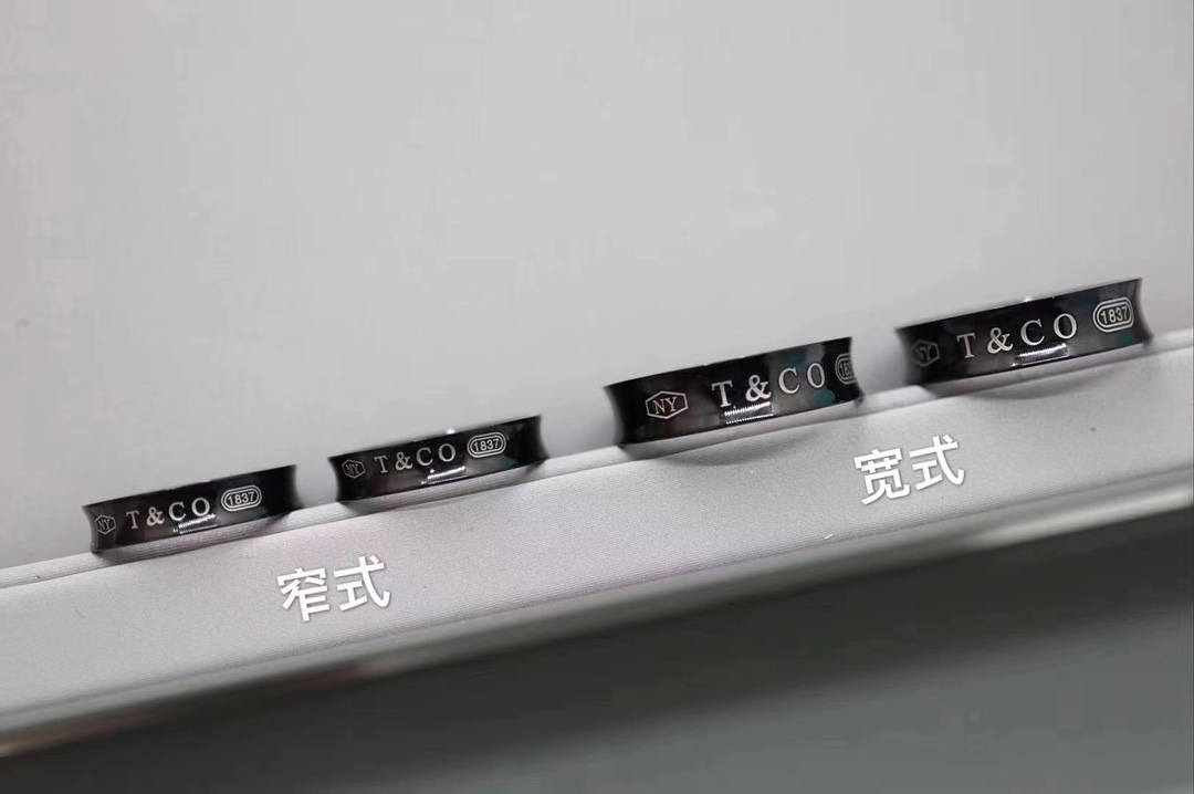 Tiffany & Co. Tiffany&Co. 1837钛金情侣戒指