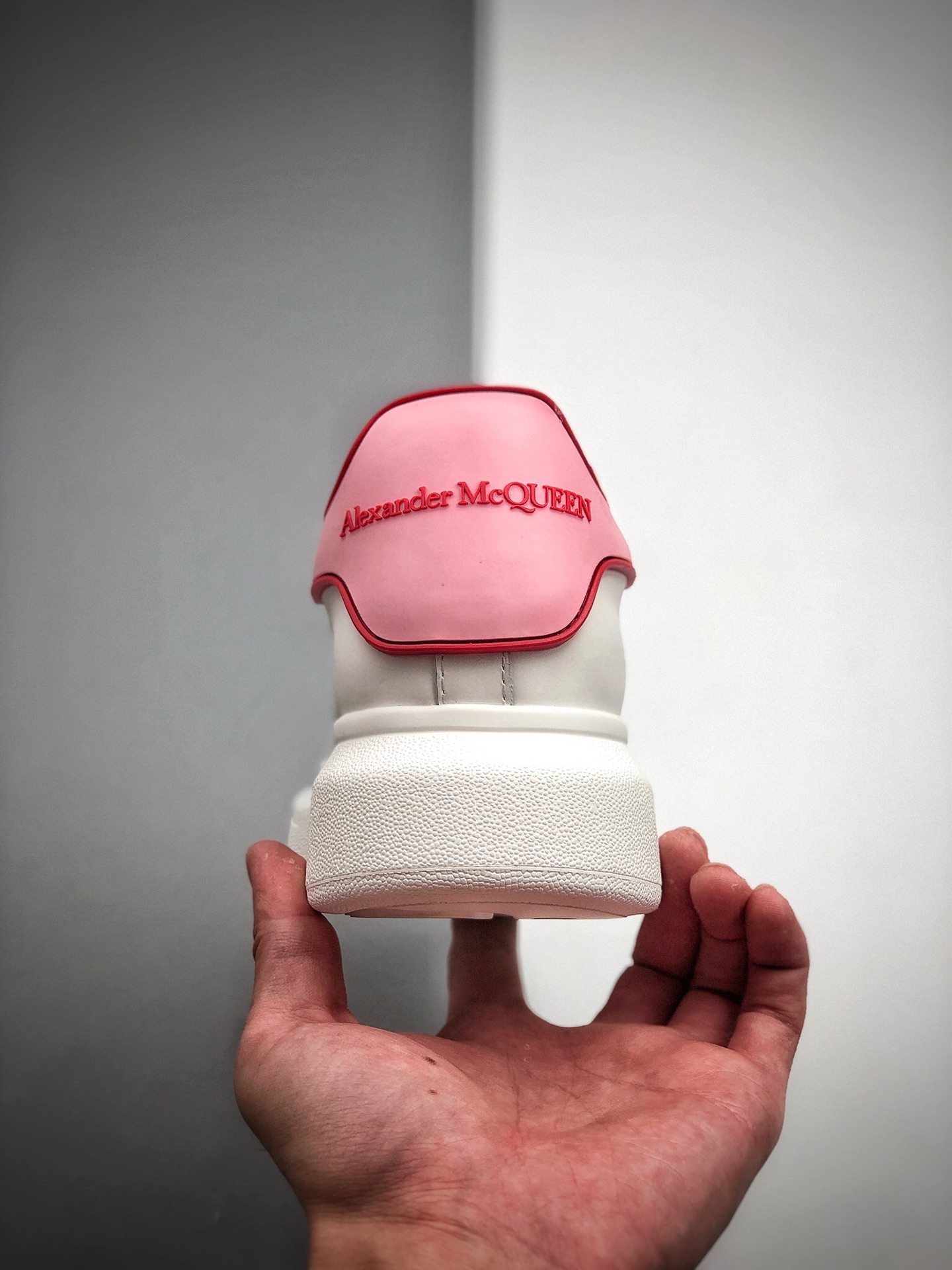 290 Alexander McQueen/亚历山大麦昆  松糕鞋厚 增底 高小白鞋