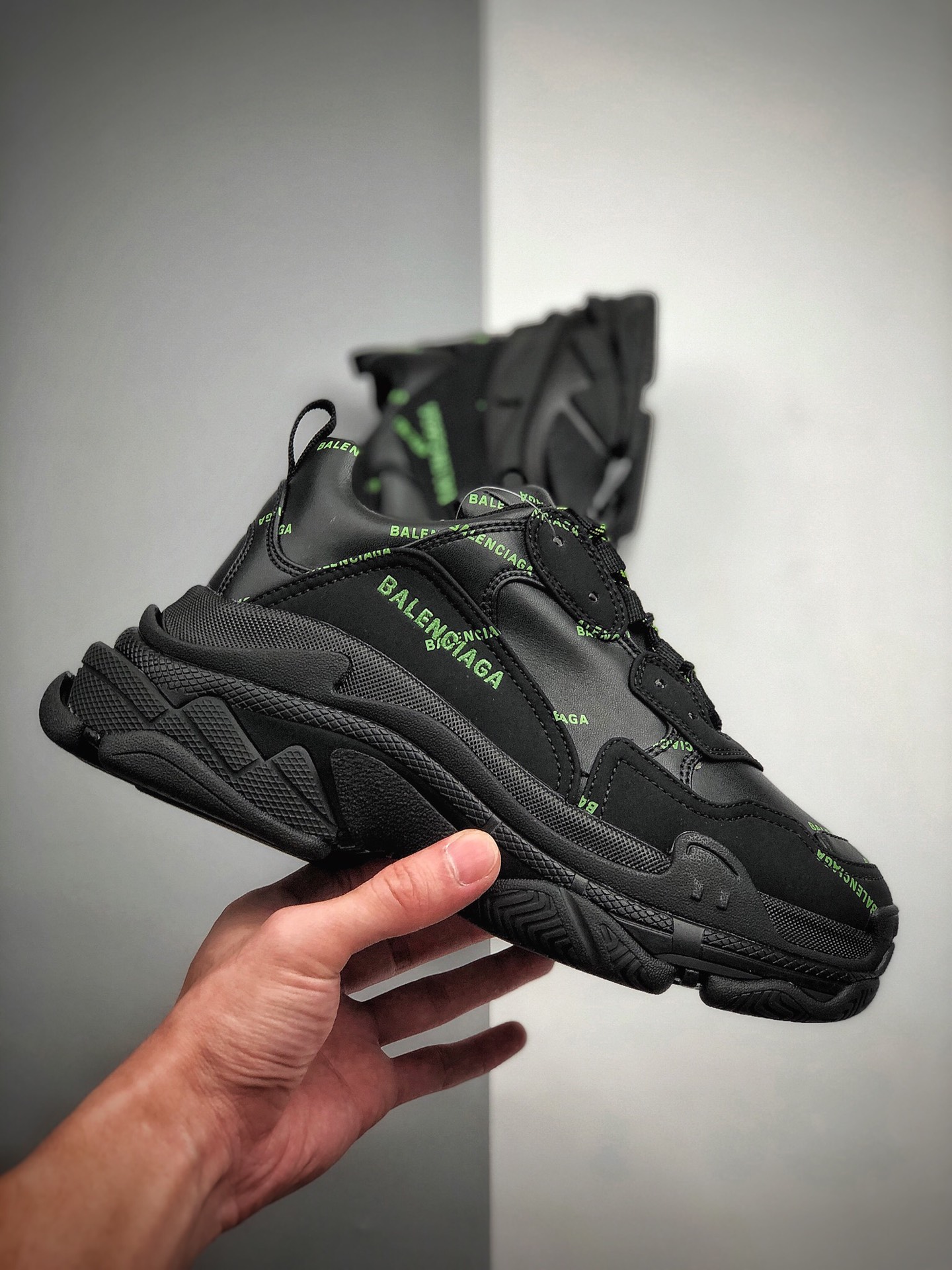 380 Balenciaga Triple S 巴黎世家 19官方发售气垫版本官方纯原版本