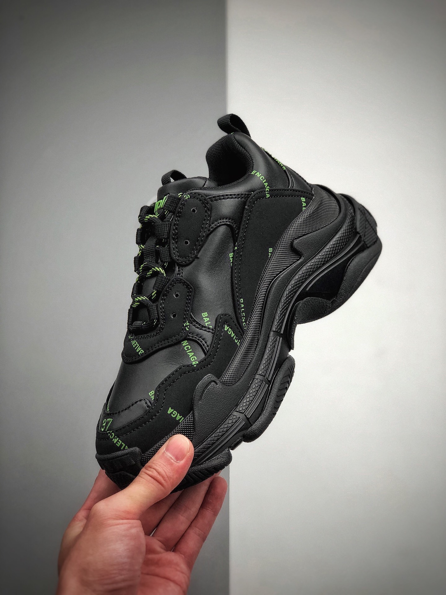 380 Balenciaga Triple S 巴黎世家 19官方发售气垫版本官方纯原版本