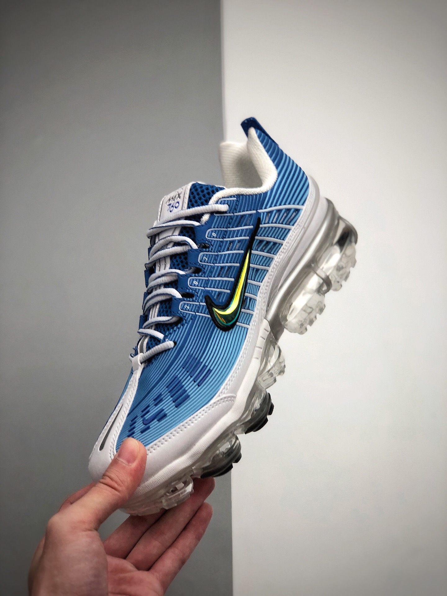 230 Nike Air Max 360  VaporMax