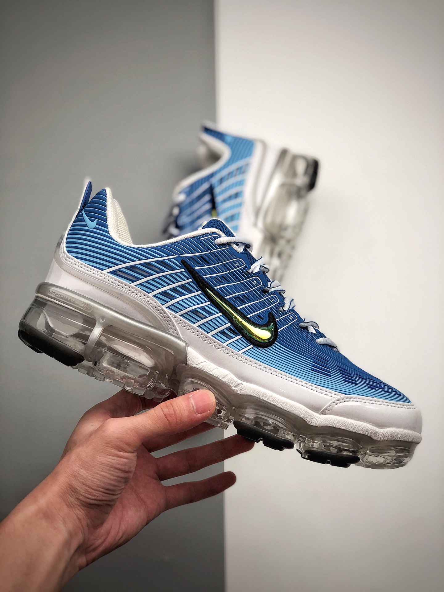 230 Nike Air Max 360  VaporMax