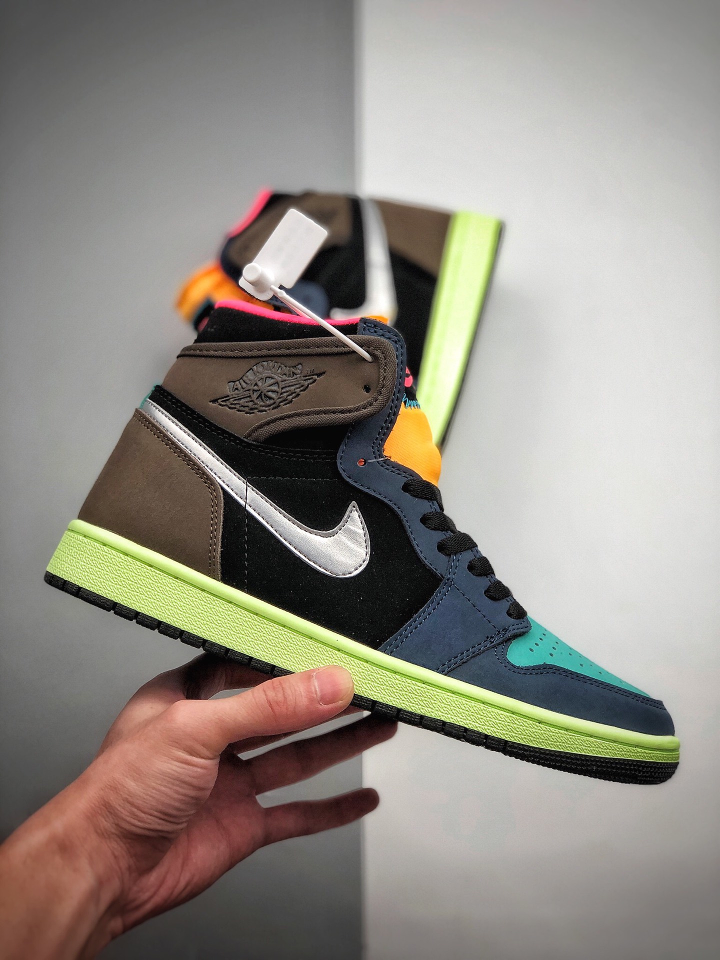 270 Nike Wmns Jordan 1 High OG “Bio Hack” 限定配色新品首发555088-201