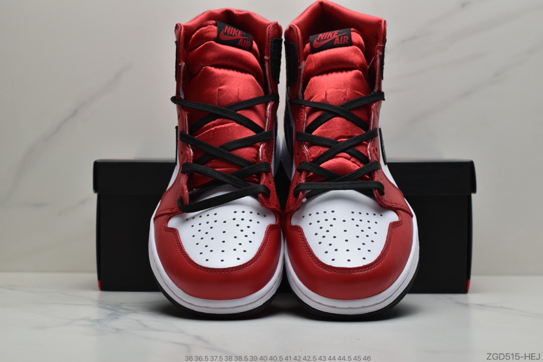 290 公司级 Air Jordan 1 WMNS “Satin Snake”丝绸蛇纹芝加哥CD0461-601
