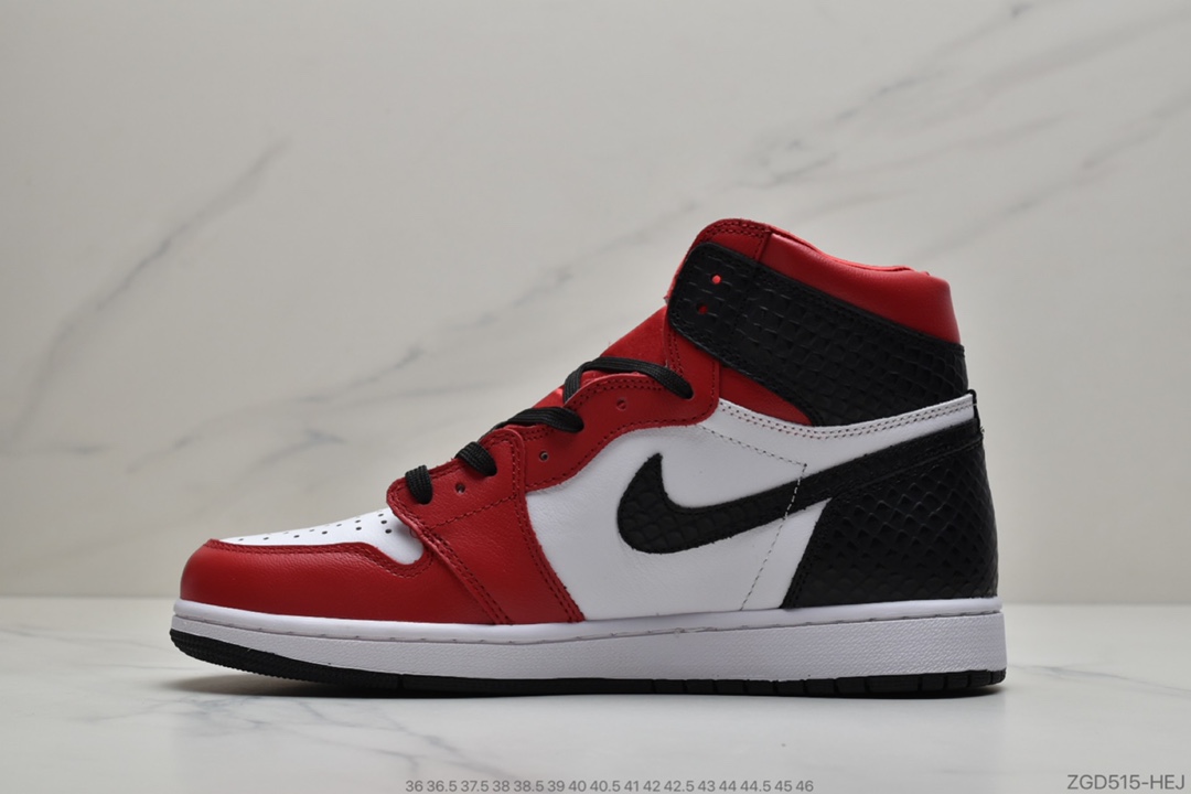 290 公司级 Air Jordan 1 WMNS “Satin Snake”丝绸蛇纹芝加哥CD0461-601