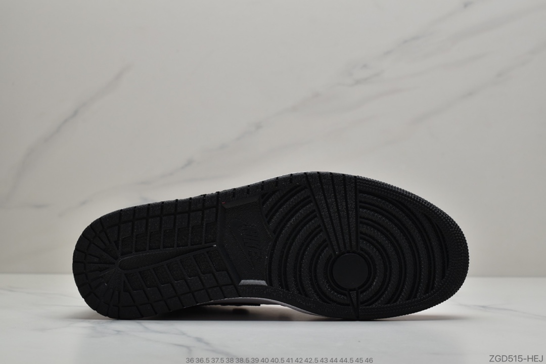 290 公司级 Air Jordan 1 WMNS “Satin Snake”丝绸蛇纹芝加哥CD0461-601