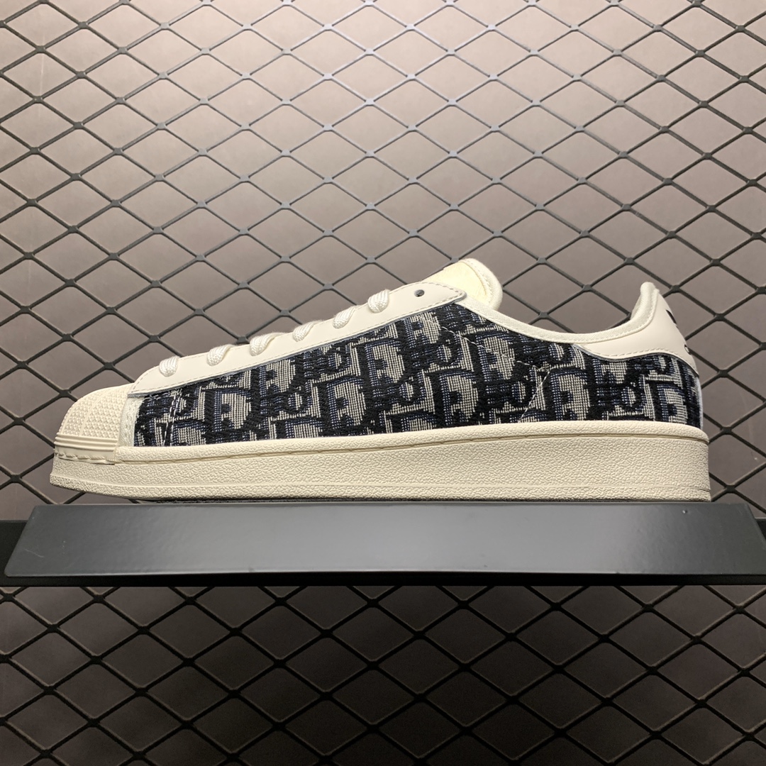 180 Adidas 阿迪达斯 Superstar 恶搞迪奥 贝壳头运动休闲板鞋 C16650