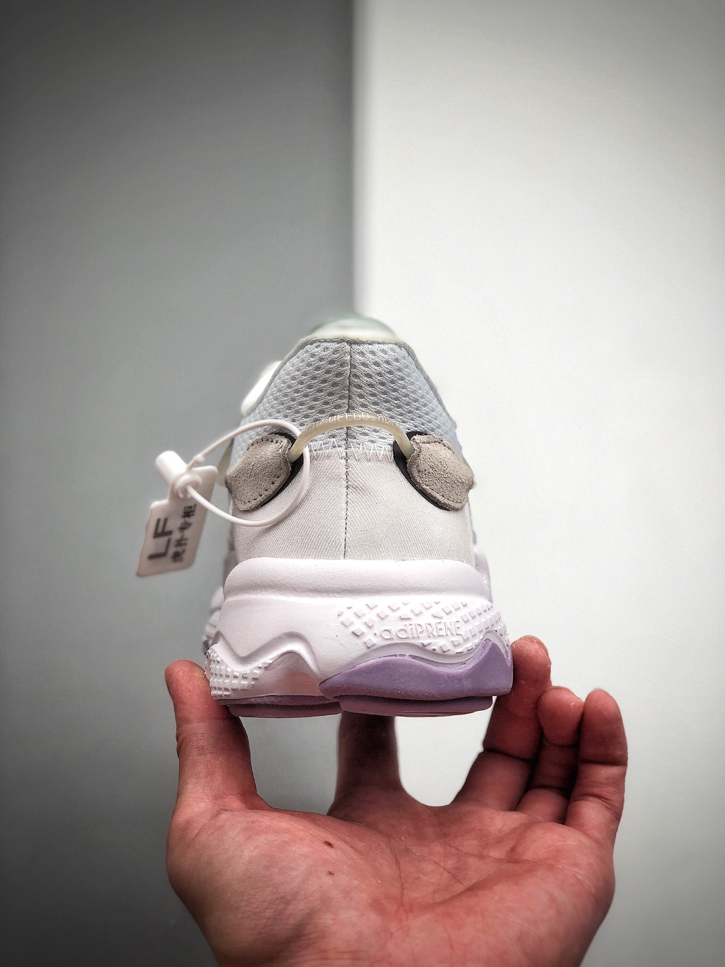 140 真标半码 阿迪达斯 Adidas Ozweego 复古跑鞋系列 EG9204