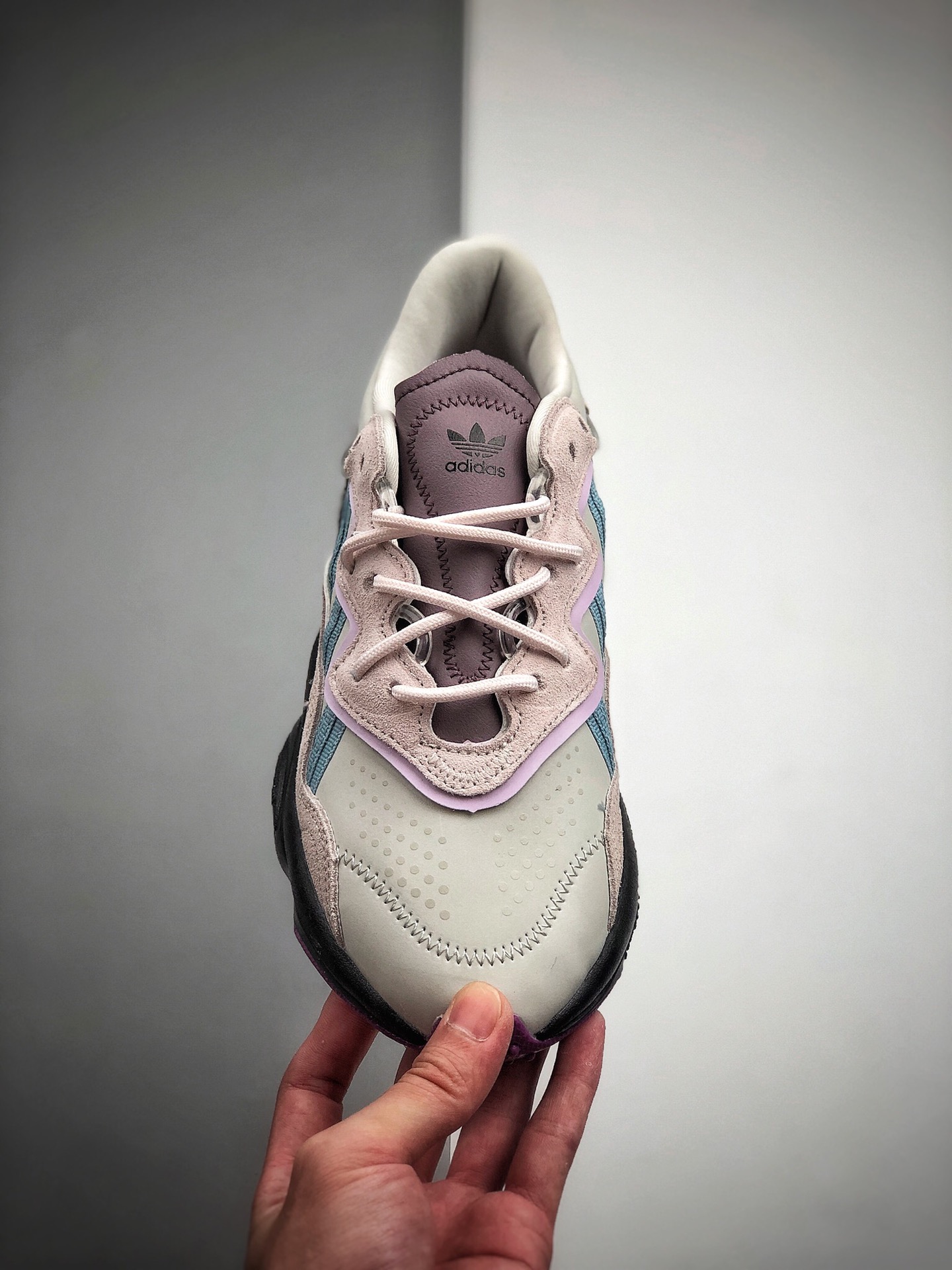 140  阿迪老爹鞋网纱3M反光鞋面 ADIDAS Ozweego adiprene 货号：EF4050