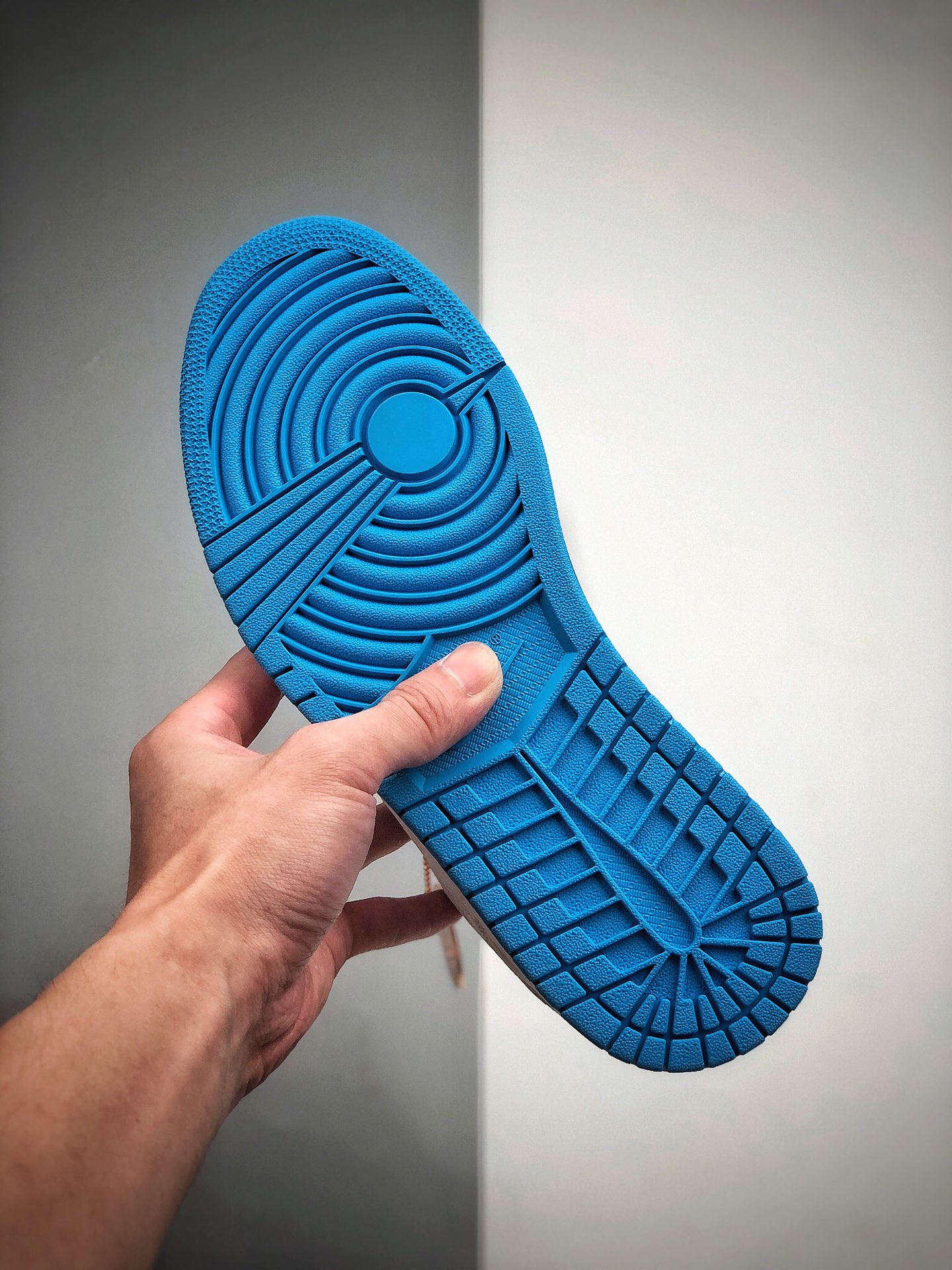 290 耐克Nike Air Jordan 1 Low CITY AJ1乔丹一代低帮经典复古文化休闲运动篮球鞋 641888-140