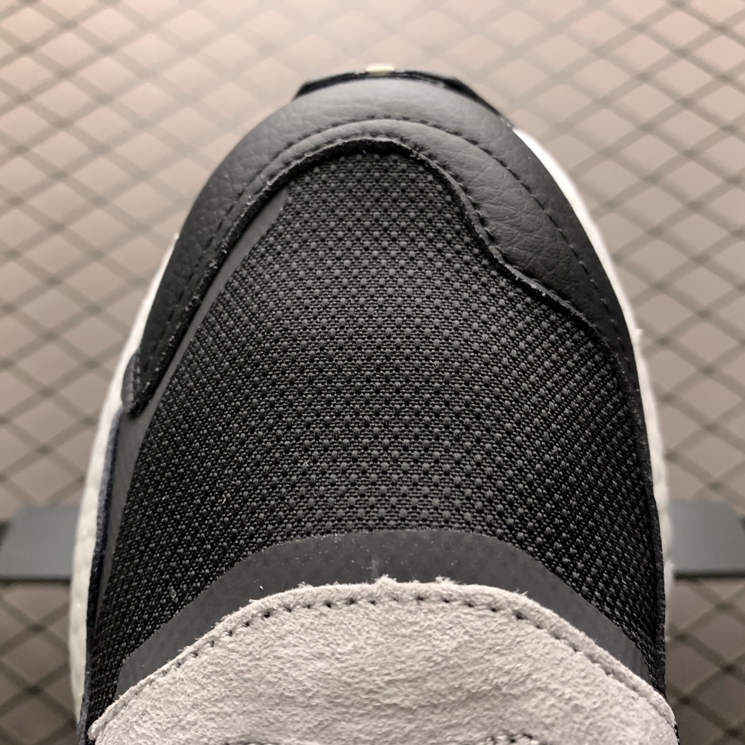 180 Adidas 阿迪达斯 Nite Jogger Boost 夜行者 爆米花大底复古跑鞋 EF5549