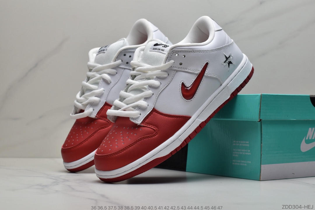 230 公司级 Supreme x Nike SB Dunk Low 货号：CK3480 600”Metallic Silver” 白红配色滑板鞋