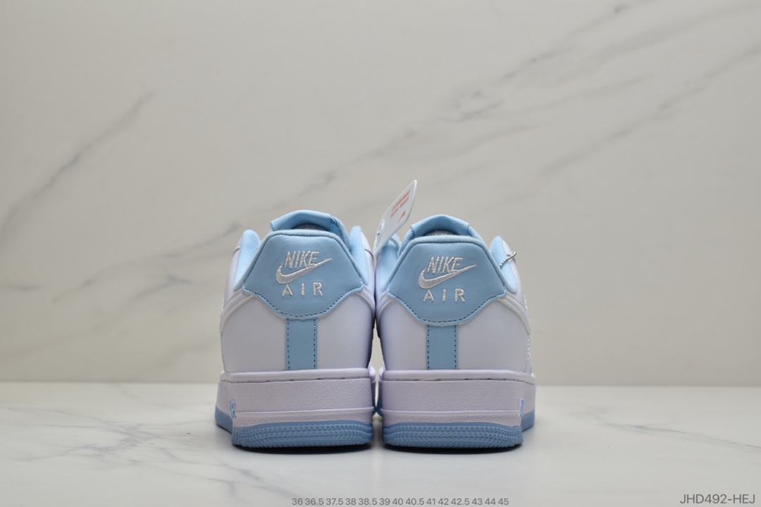 190 公司级 耐克Nike Wmns Air Force 1 GS 空军一号经典低帮休闲运动板鞋“婴儿蓝” 货号:CD6915-103