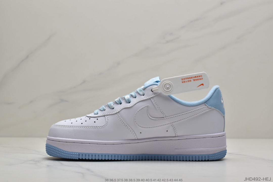 190 公司级 耐克Nike Wmns Air Force 1 GS 空军一号经典低帮休闲运动板鞋“婴儿蓝” 货号:CD6915-103