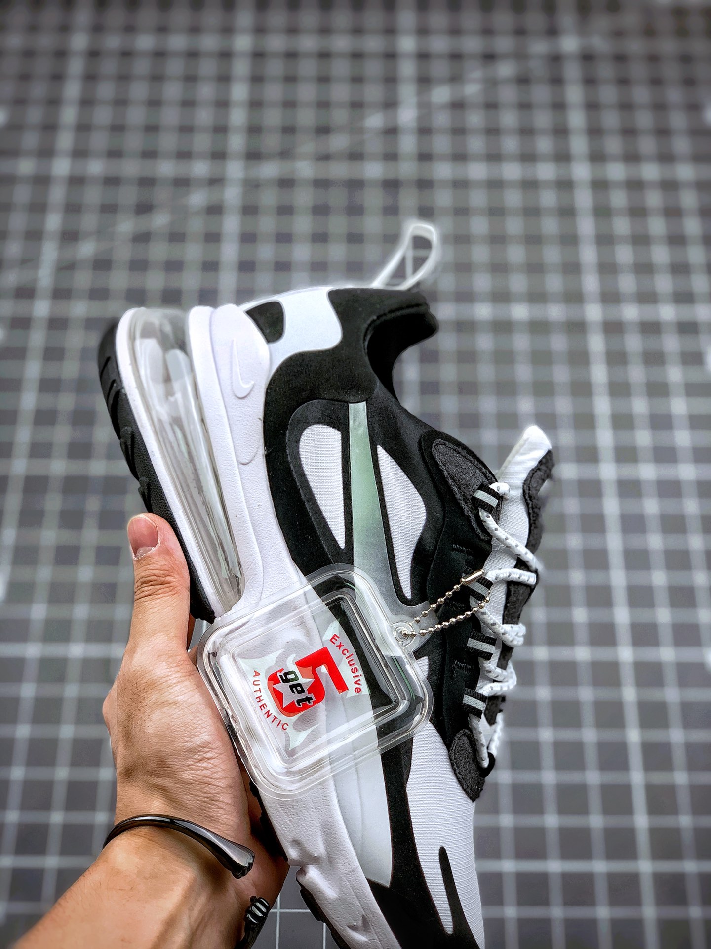 180 NK Wmns Air Max 270 React  ”White/Light Blue” 黑银 瑞亚赛车系列CQ4805-101