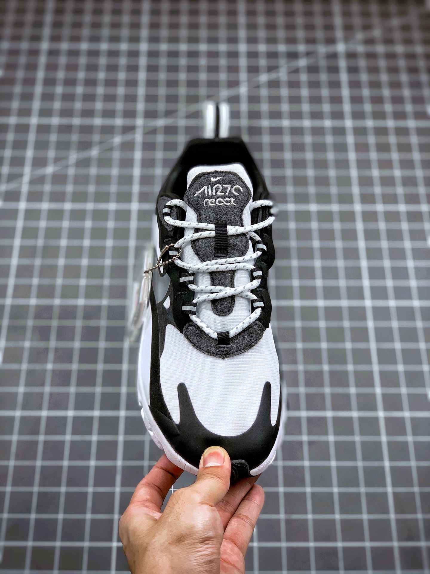 180 NK Wmns Air Max 270 React  ”White/Light Blue” 黑银 瑞亚赛车系列CQ4805-101