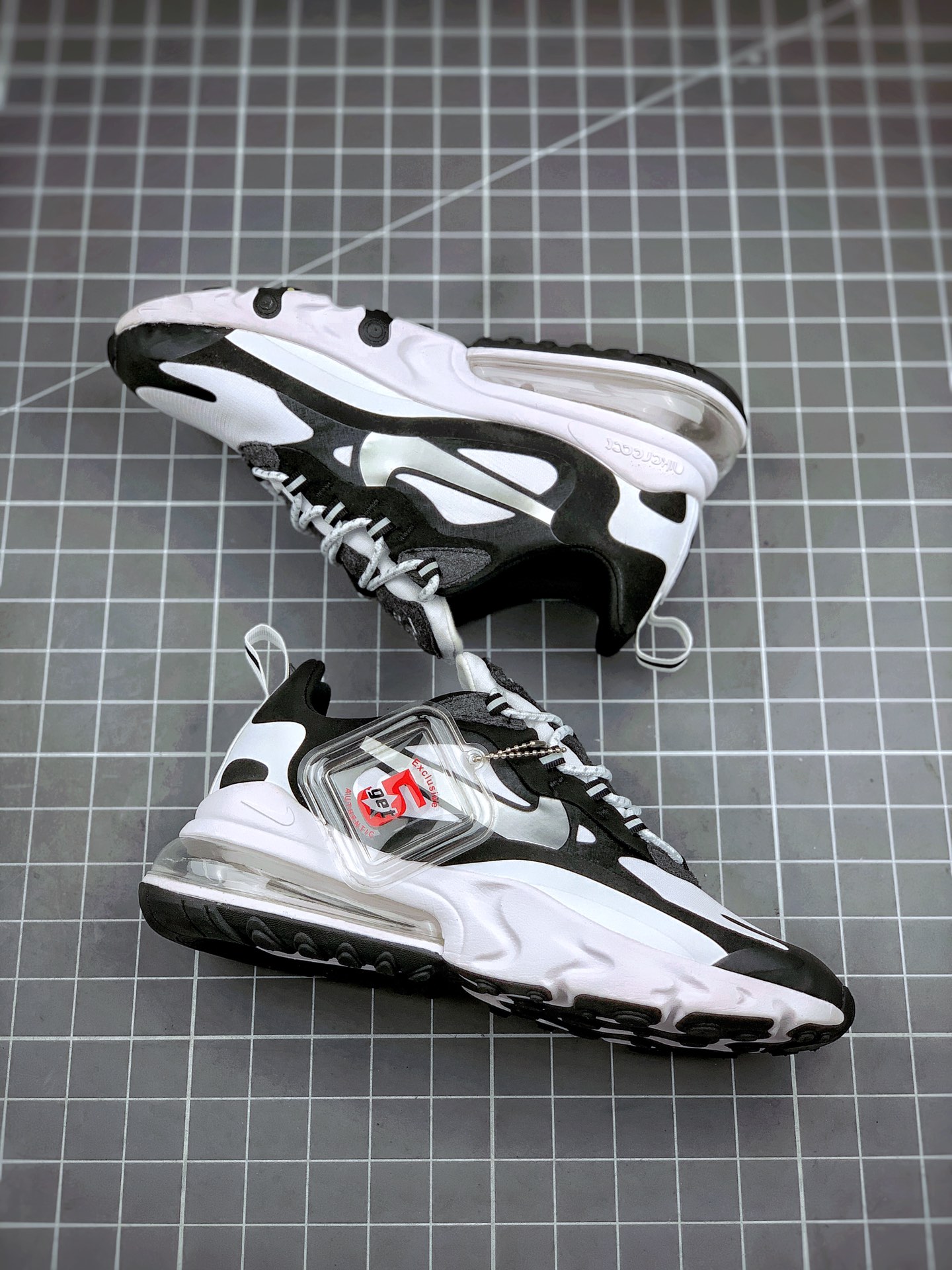 180 NK Wmns Air Max 270 React  ”White/Light Blue” 黑银 瑞亚赛车系列CQ4805-101