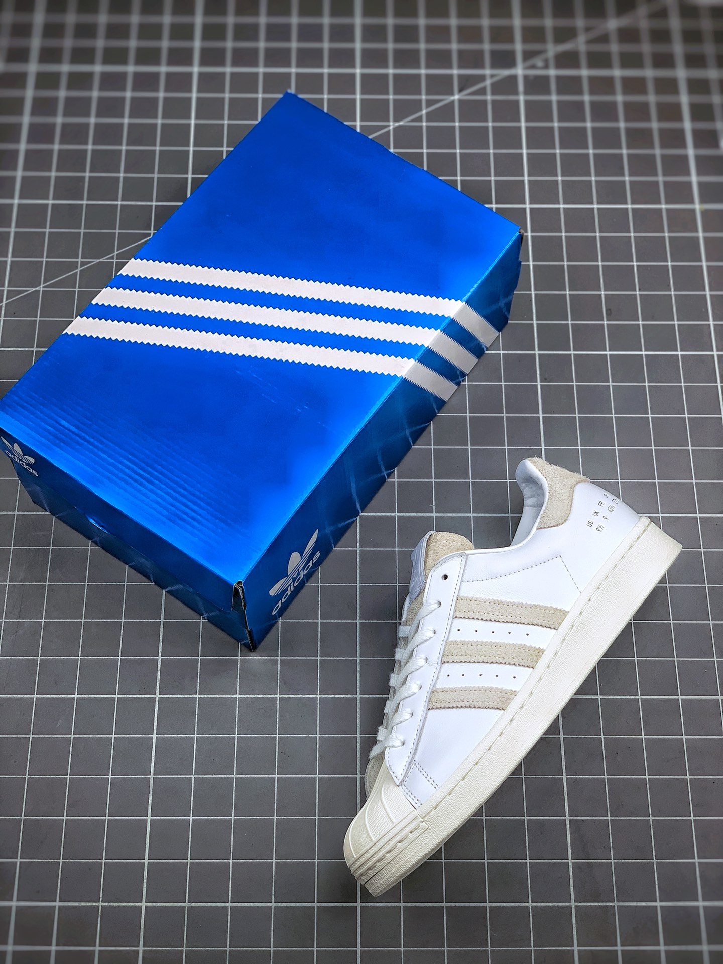 200 Adidas Originals Superstar 贝壳头官网同步 FY0038