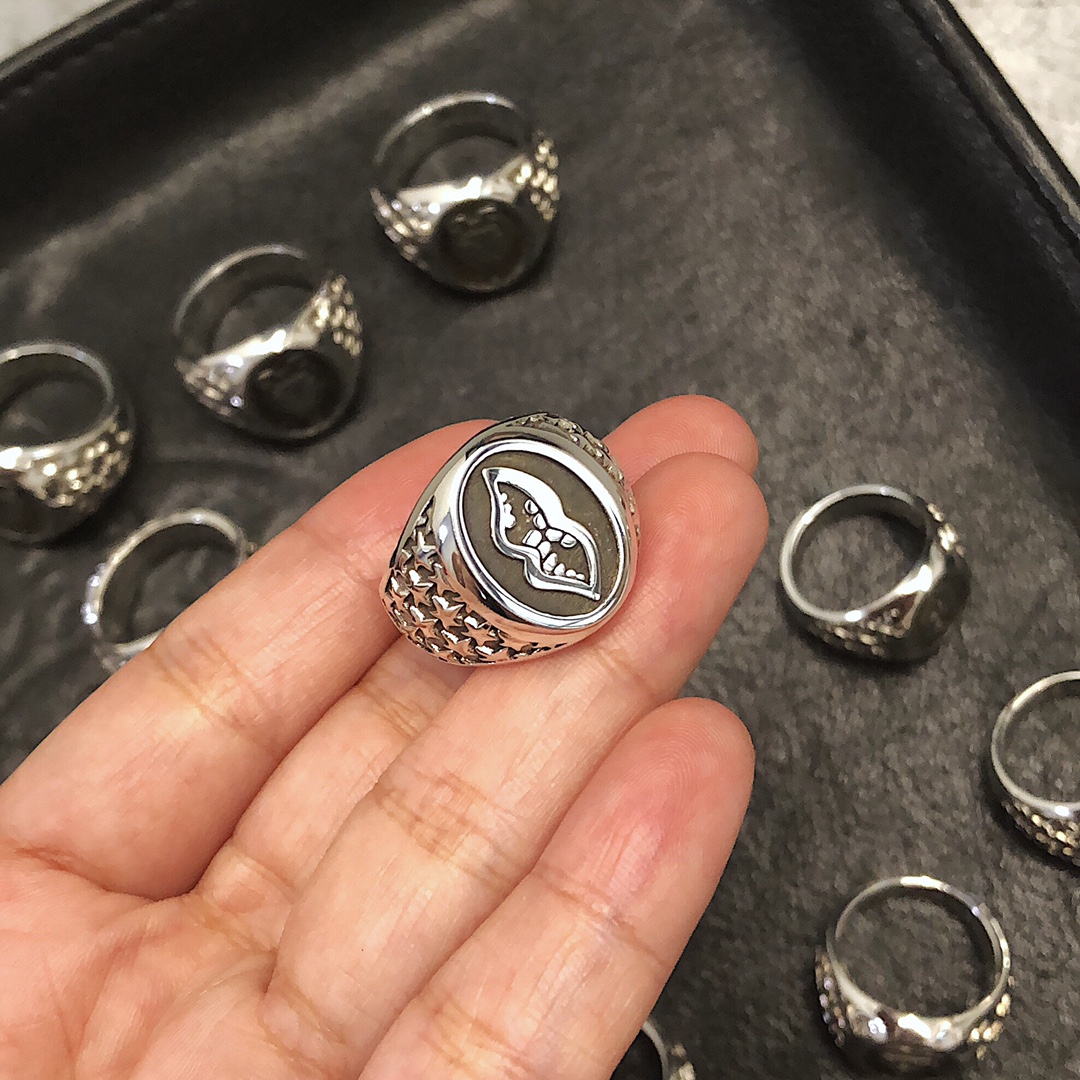 Chrome Hearts 开版 独家拍摄 （MZ）【新品上架】𝗖𝗵𝗿𝗼𝗺𝗲 𝗛𝗲𝗮𝗿𝘁𝘀 克罗心 星星印花戒指