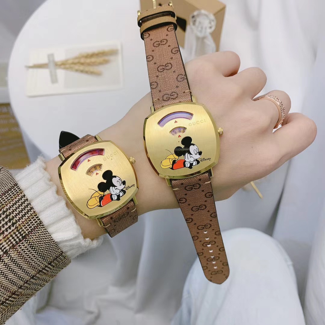 Gucci 古驰米老鼠大号38mm，小号35mm
