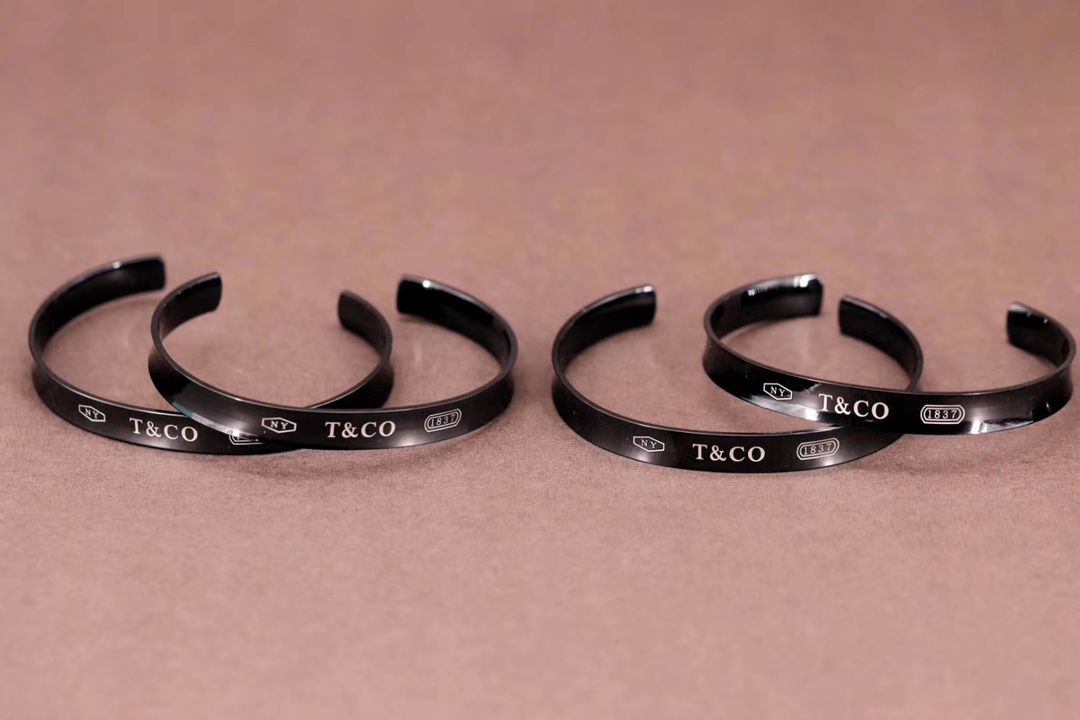 Tiffany & Co. 宽版 窄版 Tiffany 1837黑色钛金情侣手镯