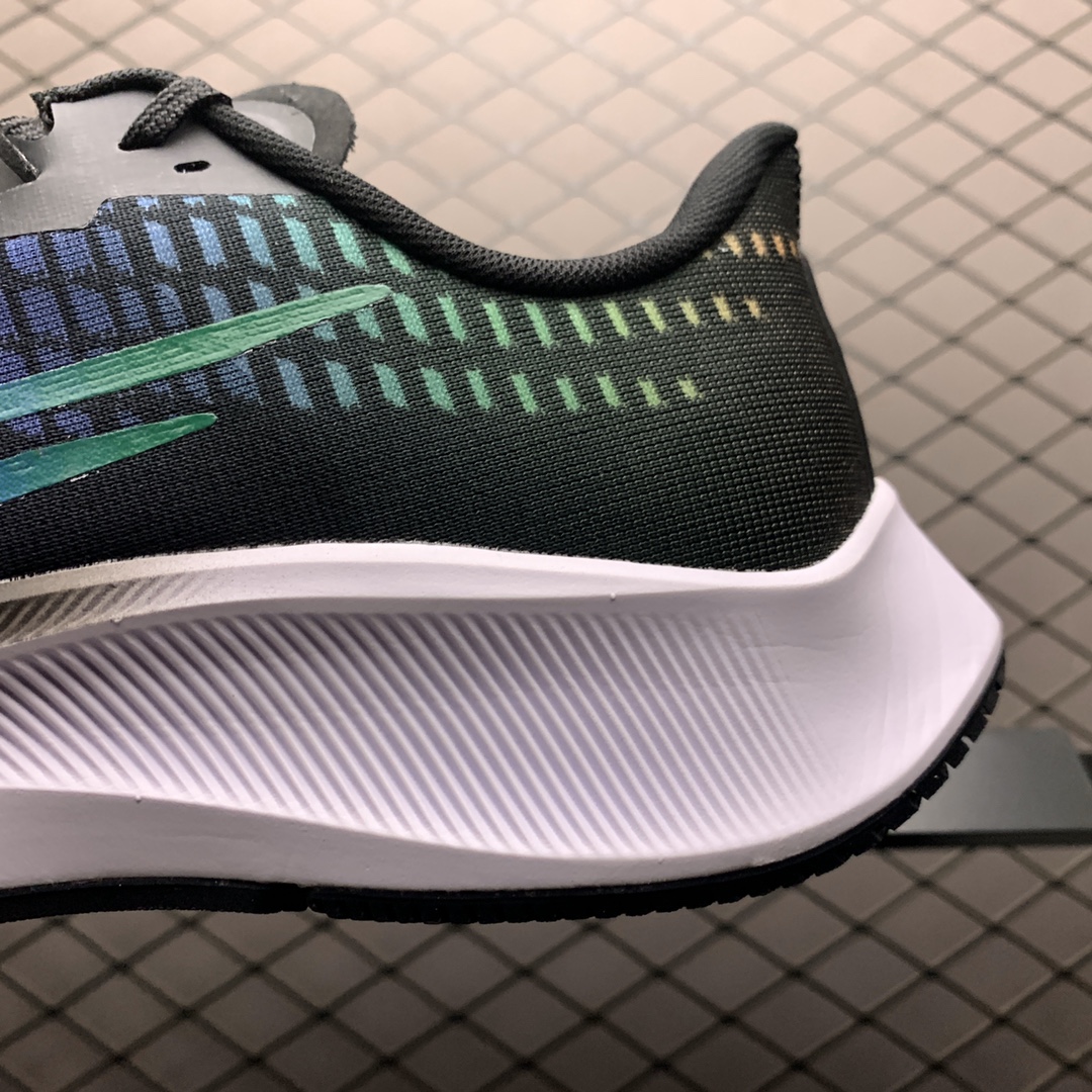 200 Nike Zoom Pegasus 37 登月37代 超轻网面透气跑步鞋 CV0266-001