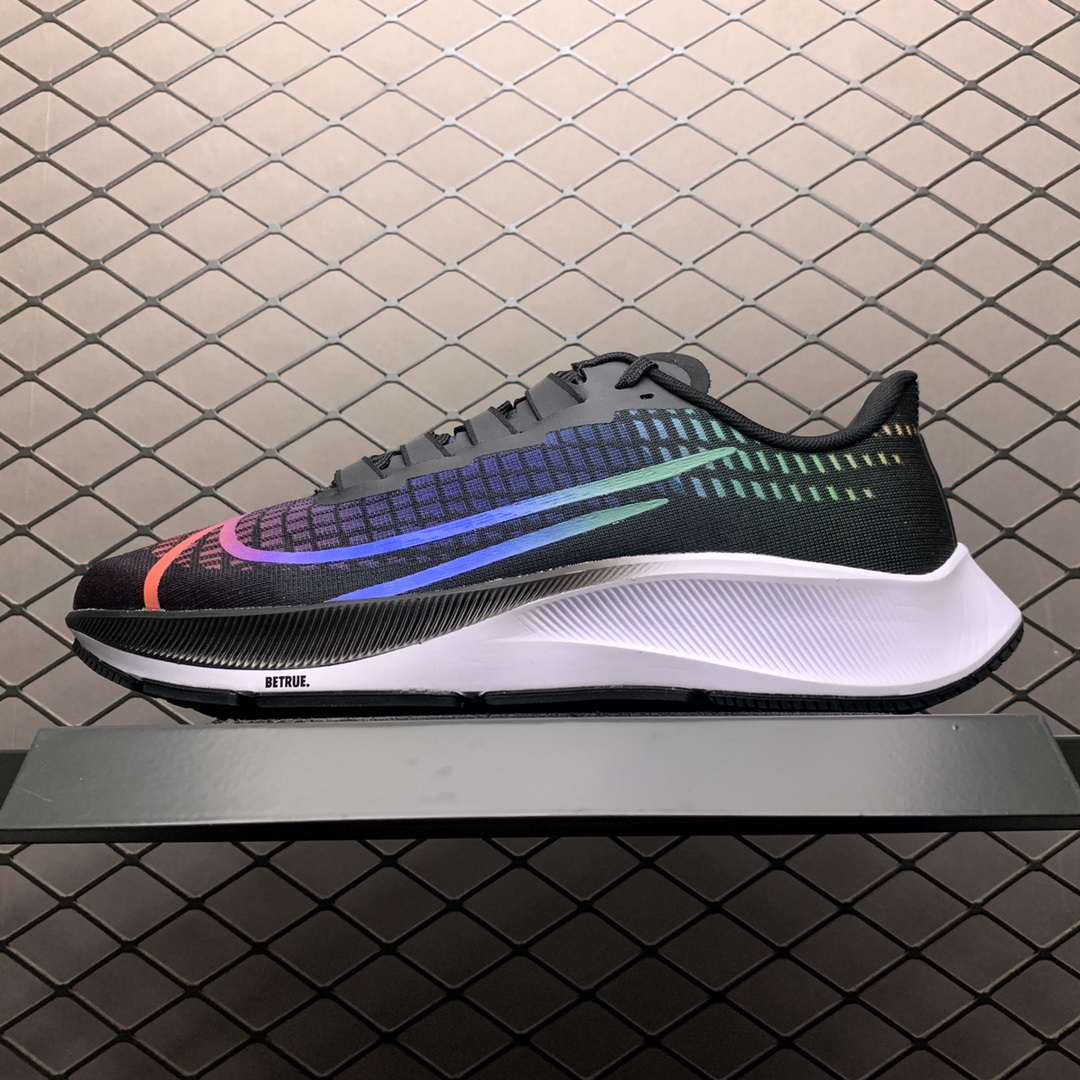 200 Nike Zoom Pegasus 37 登月37代 超轻网面透气跑步鞋 CV0266-001