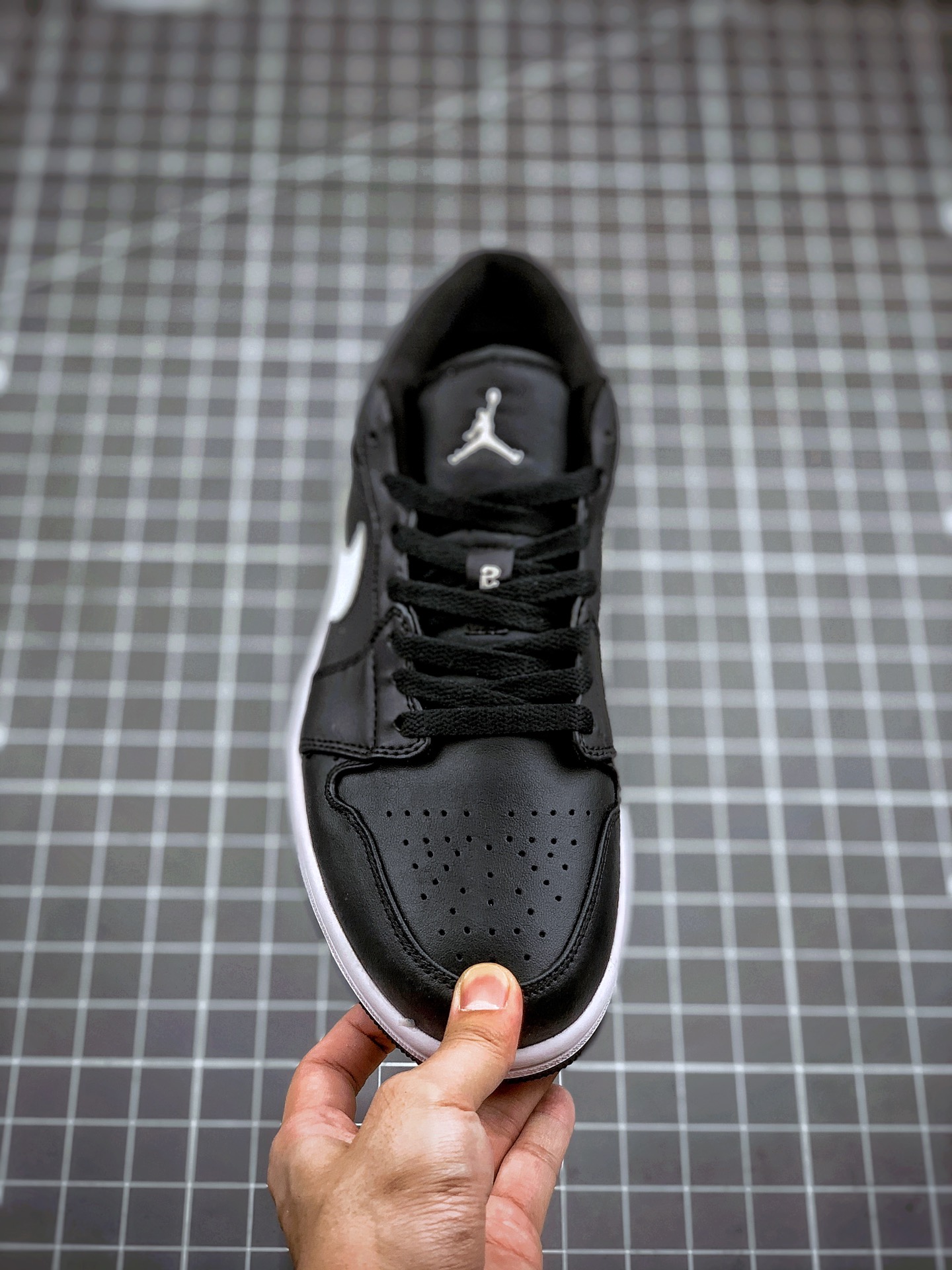 200Air Jordan 1 Low 经典黑白 AJ1乔1低帮休闲板鞋 同步官方配色 AO9944-001
