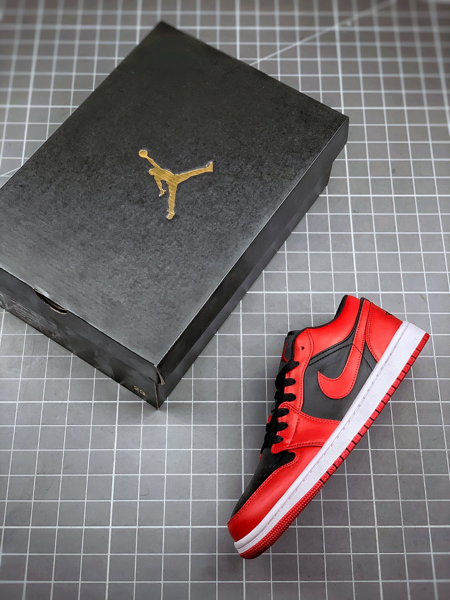 200  Air Jordan 1 Low 黑红反转 AJ1乔1低帮休闲板鞋 553558-606
