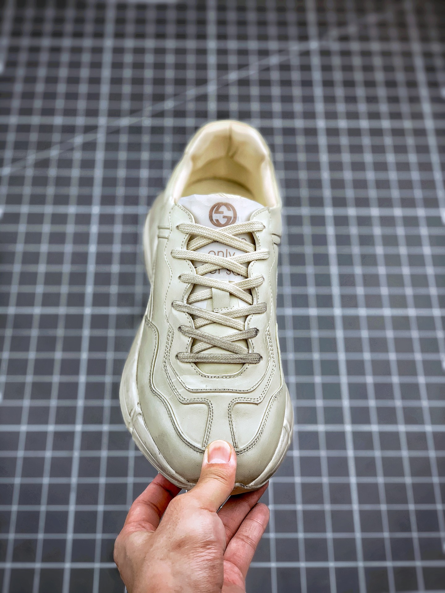 560 市售最强代购版本  全网首发 Gucci Rhyton Vintage Trainer Sneaker  古驰老爹5D皮革角状复古慢跑鞋