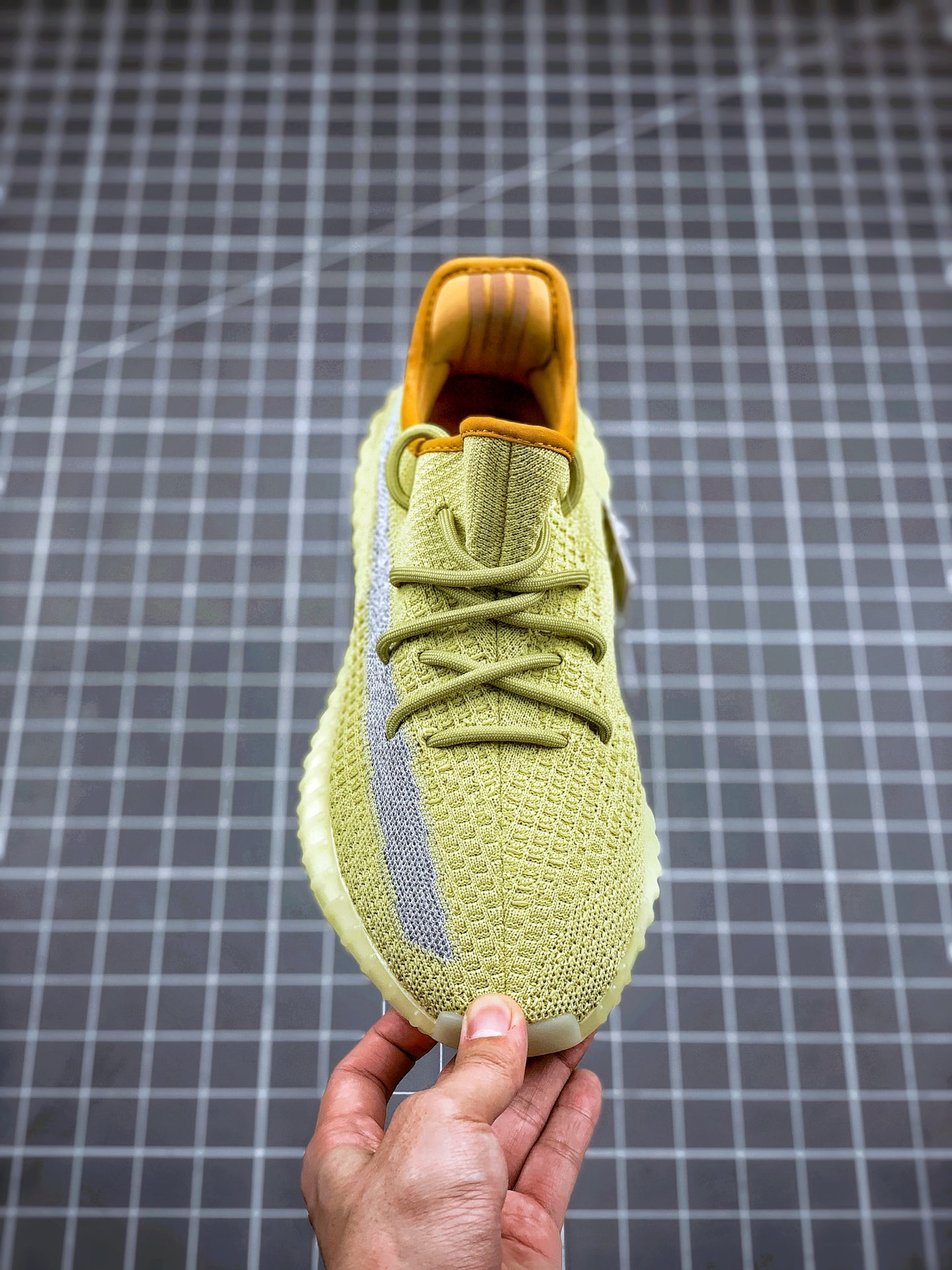 200 Yeezy 350V2 ”Marsh”黄侧透满天星 外贸客户指定订单