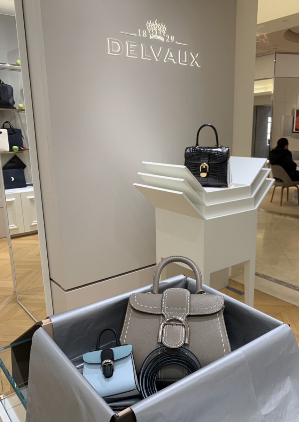 [Delvaux Women