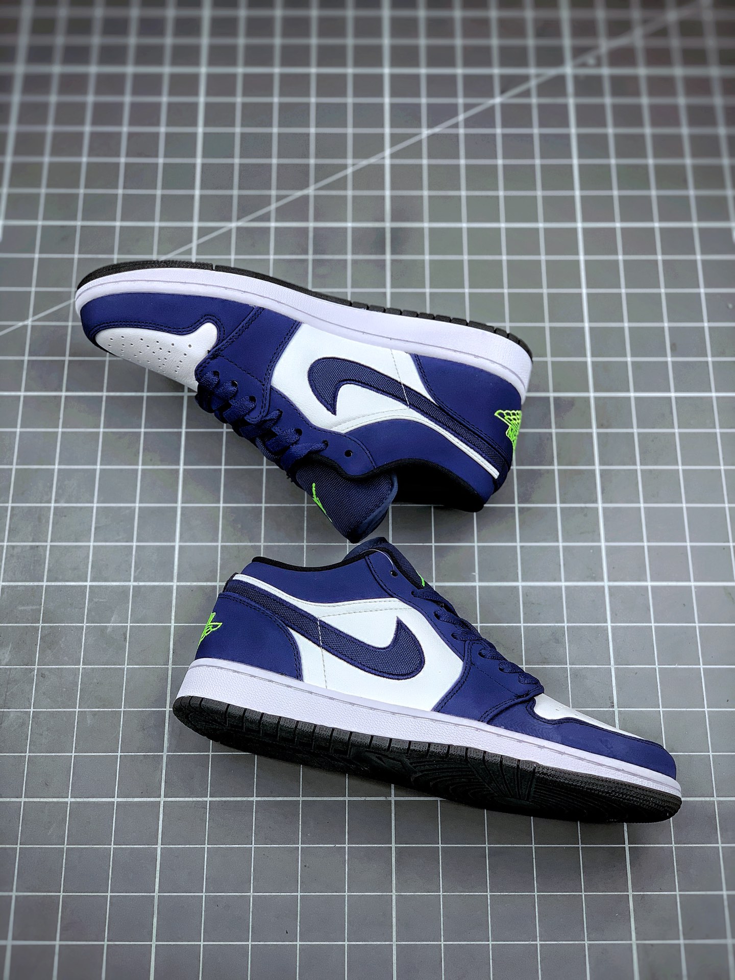 200  Air Jordan 1 Low 白蓝荧光绿 AJ1乔1低帮休闲板鞋 553558-405