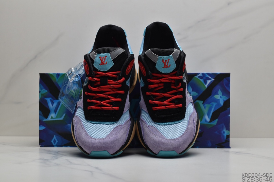 440 公司级  LOUIS VUITTON  “LVARCHLIGHTSPORTY”出自男装艺术总监 Virgil Abloh之手的LV Trail 运动鞋