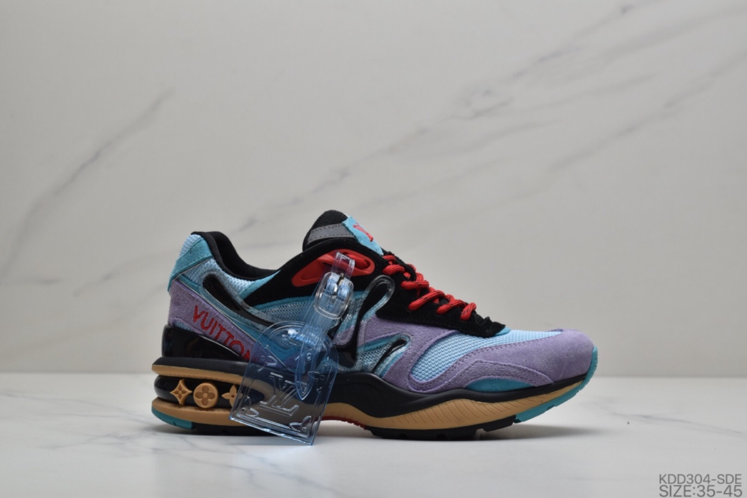 440 公司级  LOUIS VUITTON  “LVARCHLIGHTSPORTY”出自男装艺术总监 Virgil Abloh之手的LV Trail 运动鞋