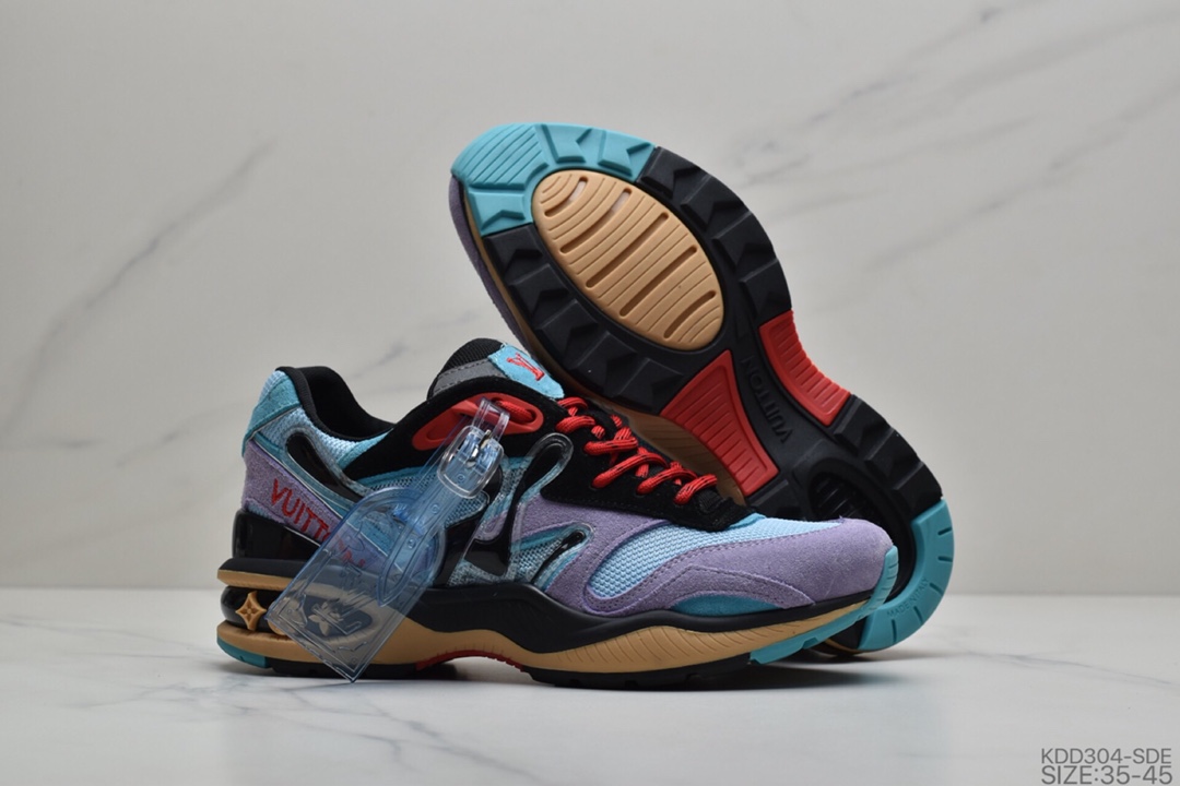 440 公司级  LOUIS VUITTON  “LVARCHLIGHTSPORTY”出自男装艺术总监 Virgil Abloh之手的LV Trail 运动鞋