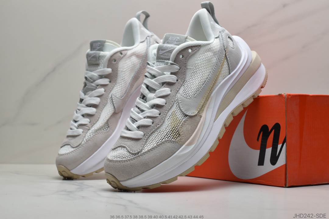 190 公司级  Sacai x Nk Pegasus VaporFly Sp 三层底休闲运慢动跑鞋 货号：BV0073-300