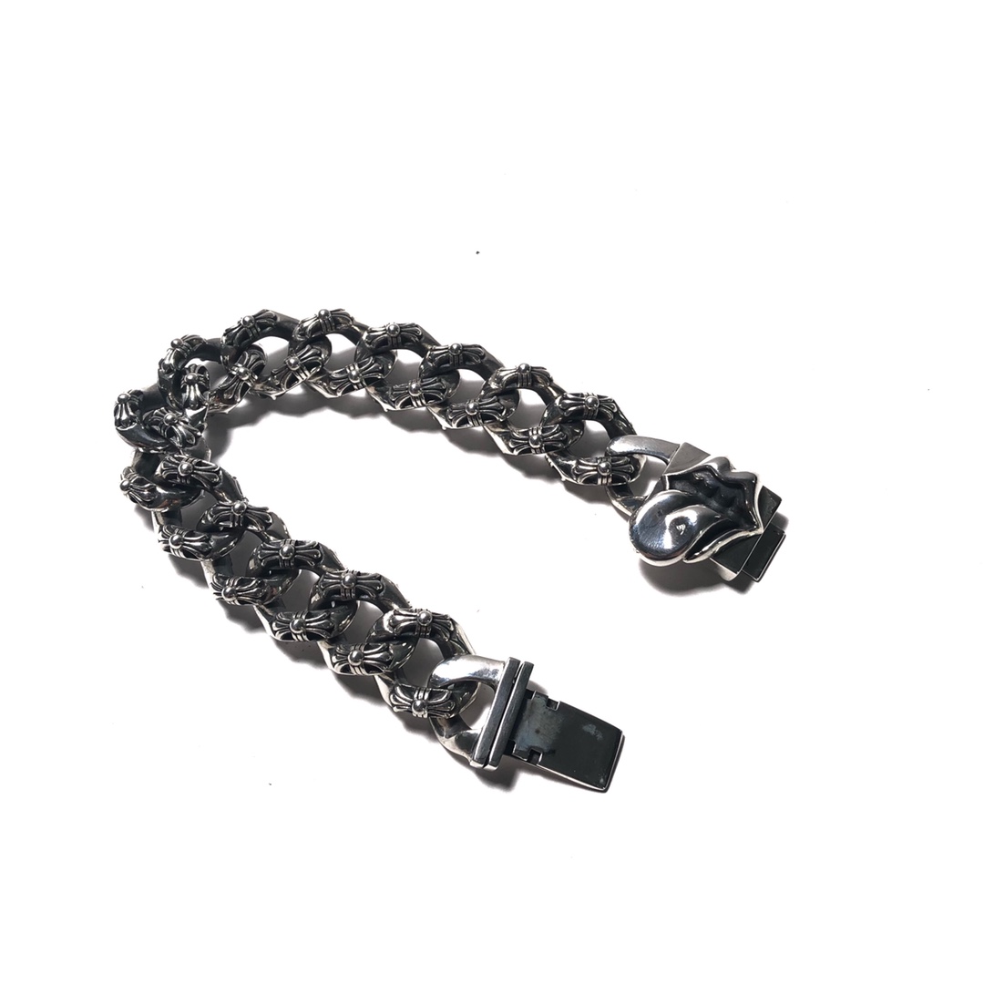 Chrome Hearts 新品上架𝗖𝗵𝗿𝗼𝗺𝗲 𝗛𝗲𝗮𝗿𝘁𝘀 克罗心 舌头粗手链