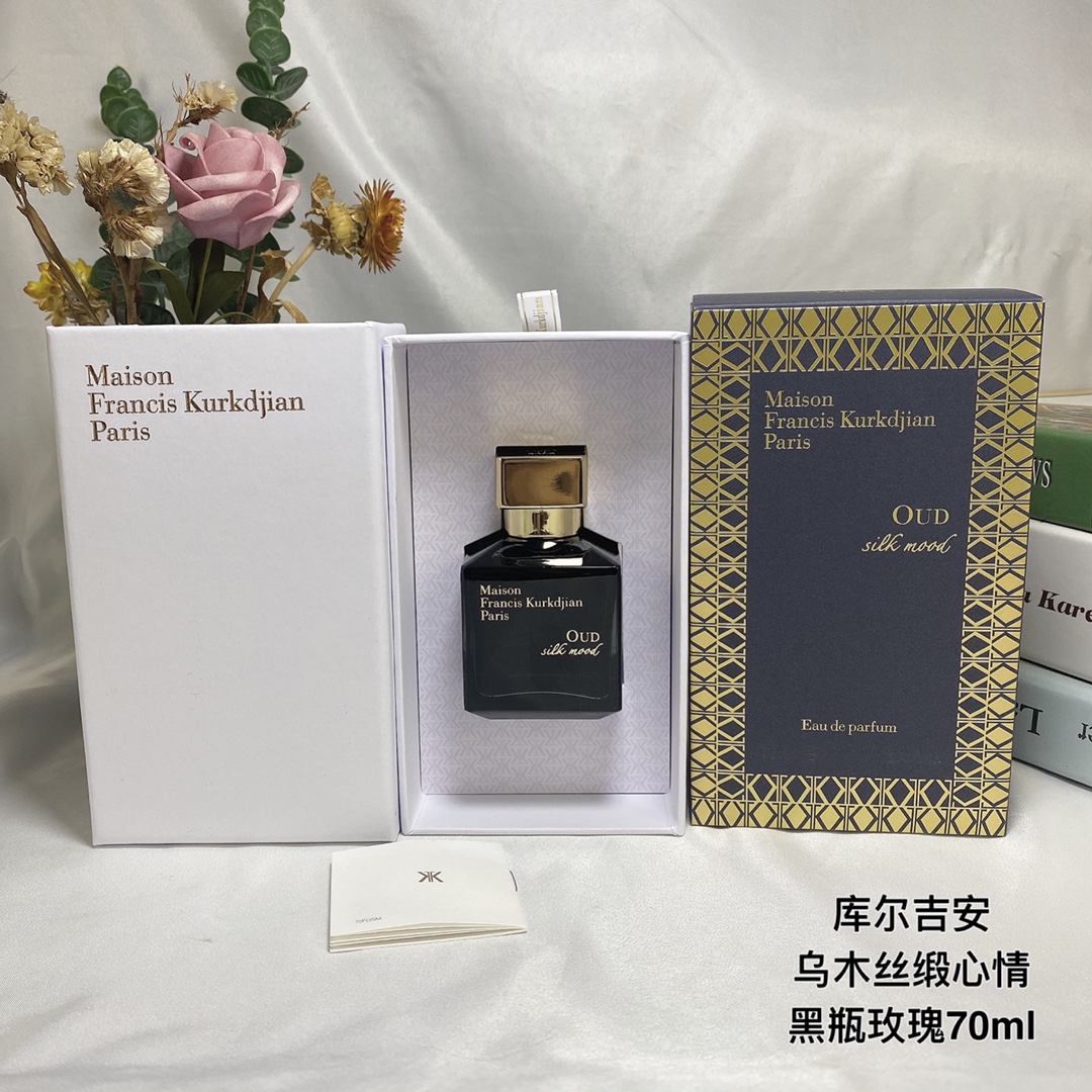 Maison Francis Kurkdjian Top
 Perfume Black