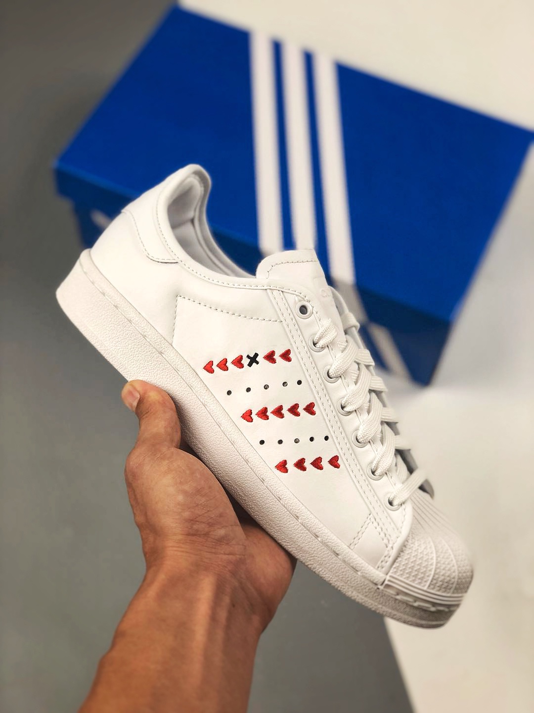 Admite pago contra reembolso Adidas Originals Superstars J edición limitada de San Valentín N.º de artículo: EG5811 zap…
