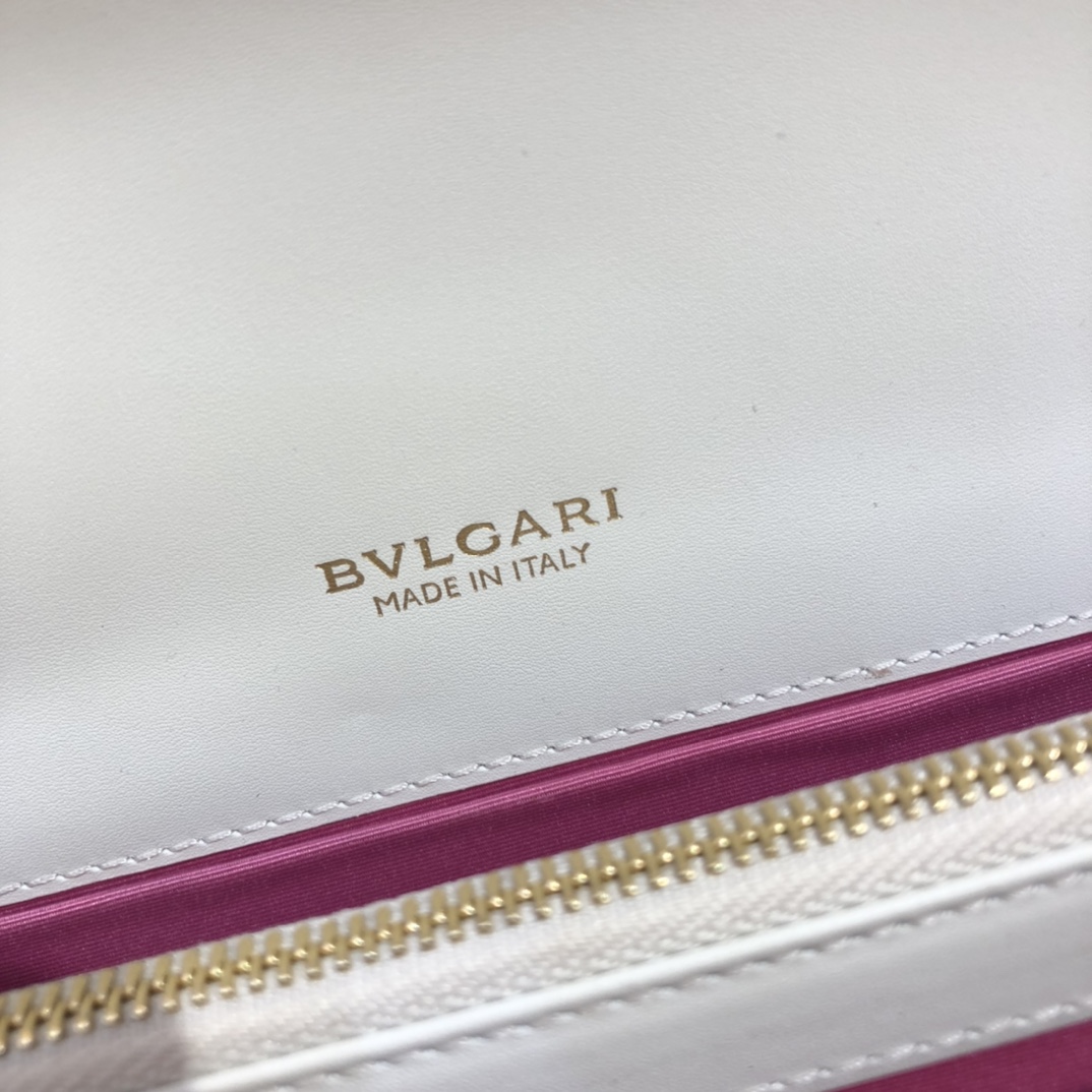 芯片款BVLGARI宝格丽玛瑙白小牛皮双层单肩斜挎蛇头包38326