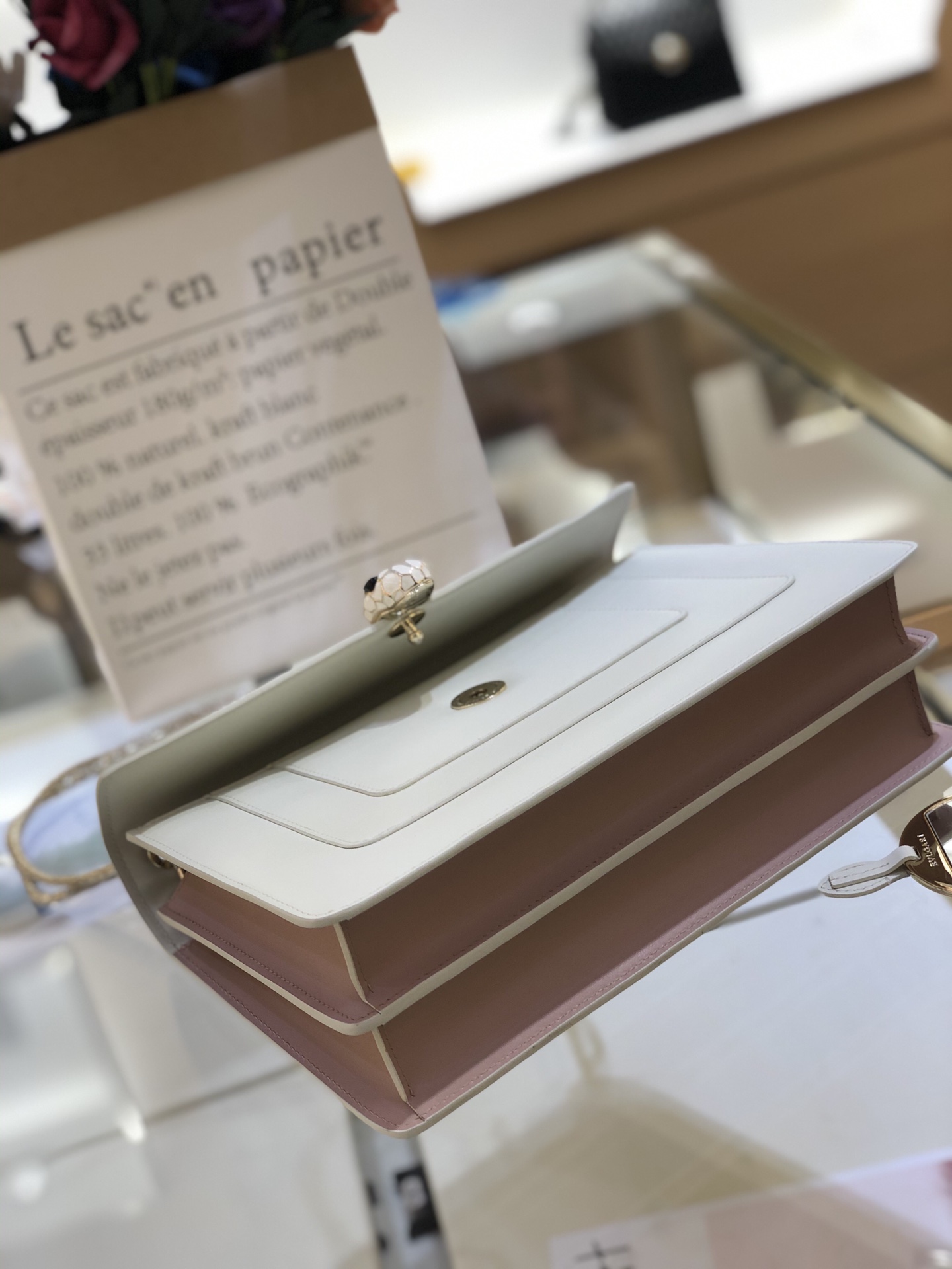 芯片款BVLGARI宝格丽玛瑙白小牛皮双层单肩斜挎蛇头包38326